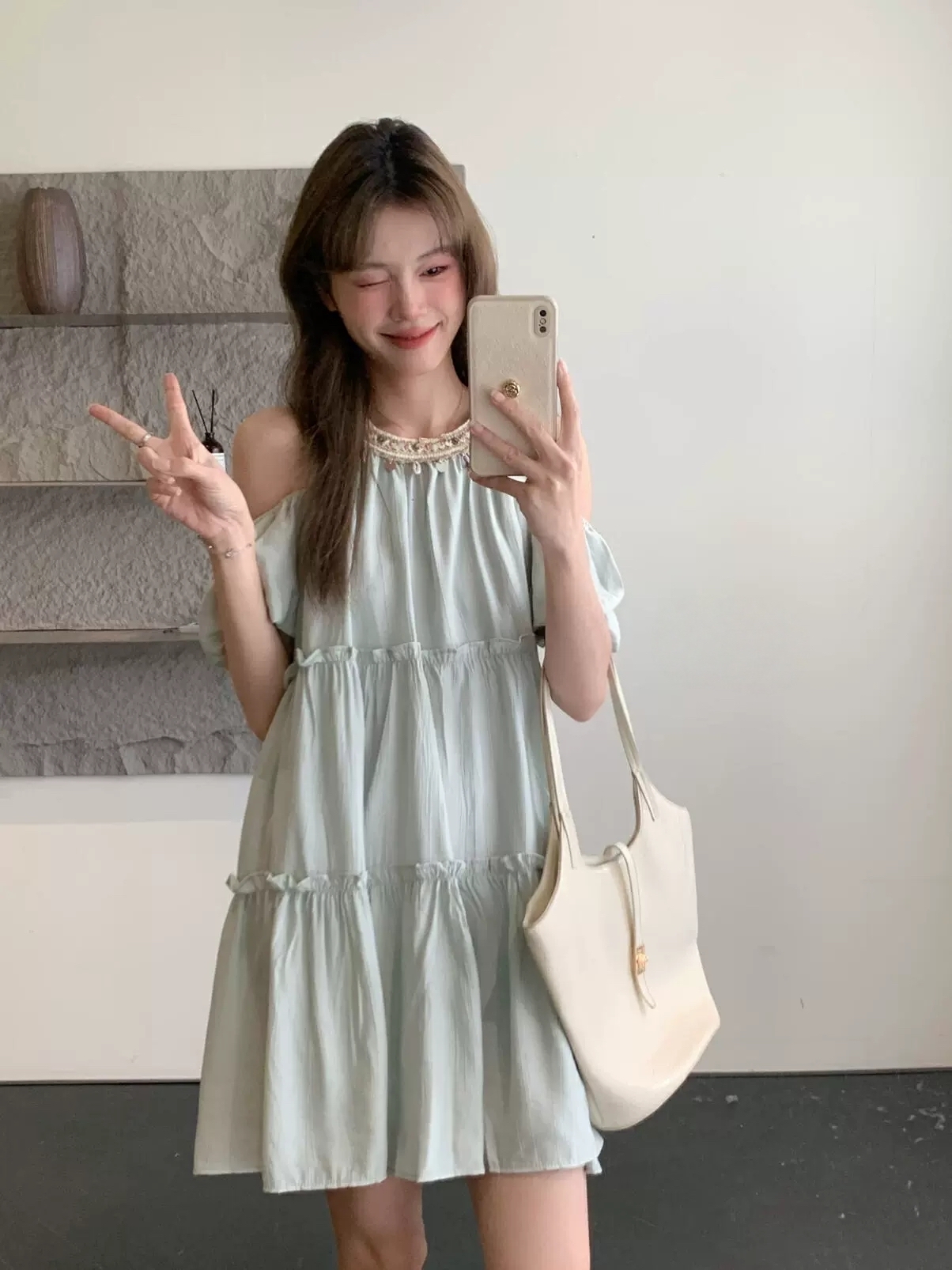 Natasha Bohemia Halterneck Dress 波西米亚度假风挂脖露肩连衣裙👗(3 colors)