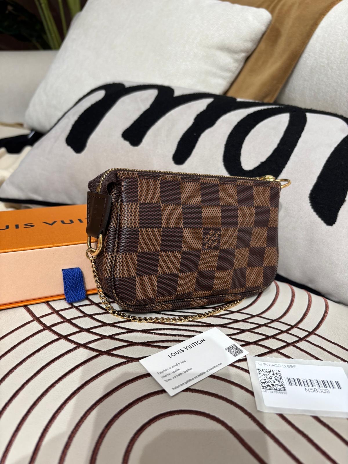 全新 Lv Mini Pochette  100%Authentic,Brand new, unused 全新未使用品 ✅Box