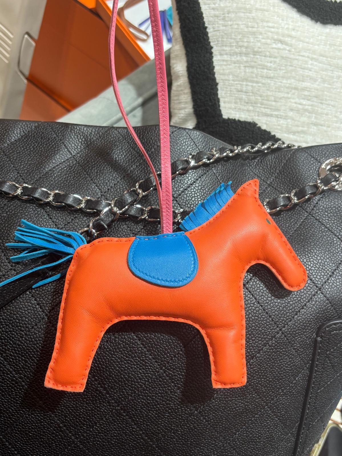Hermes Rodeo GM 100%Authentic, 98%New ✅box