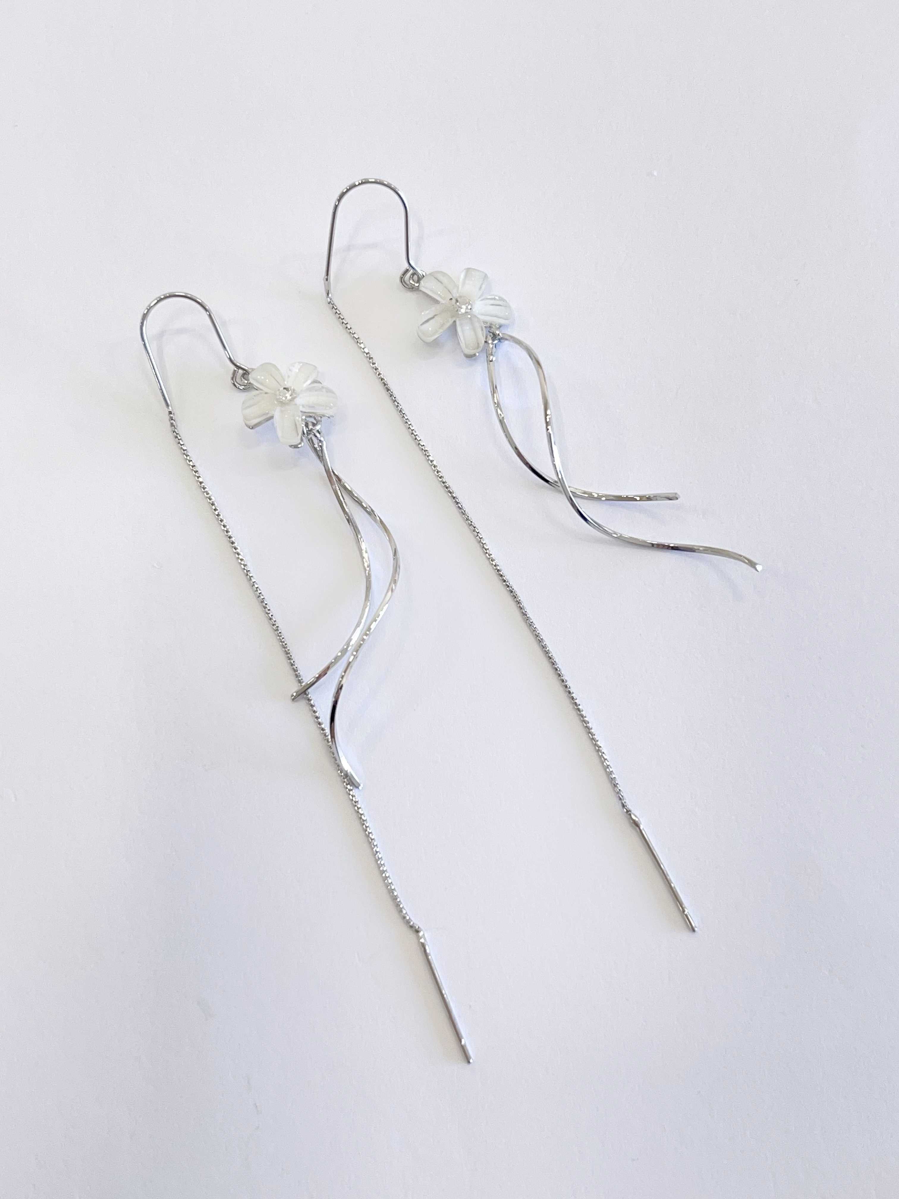 白桃花耳线长款流苏耳环