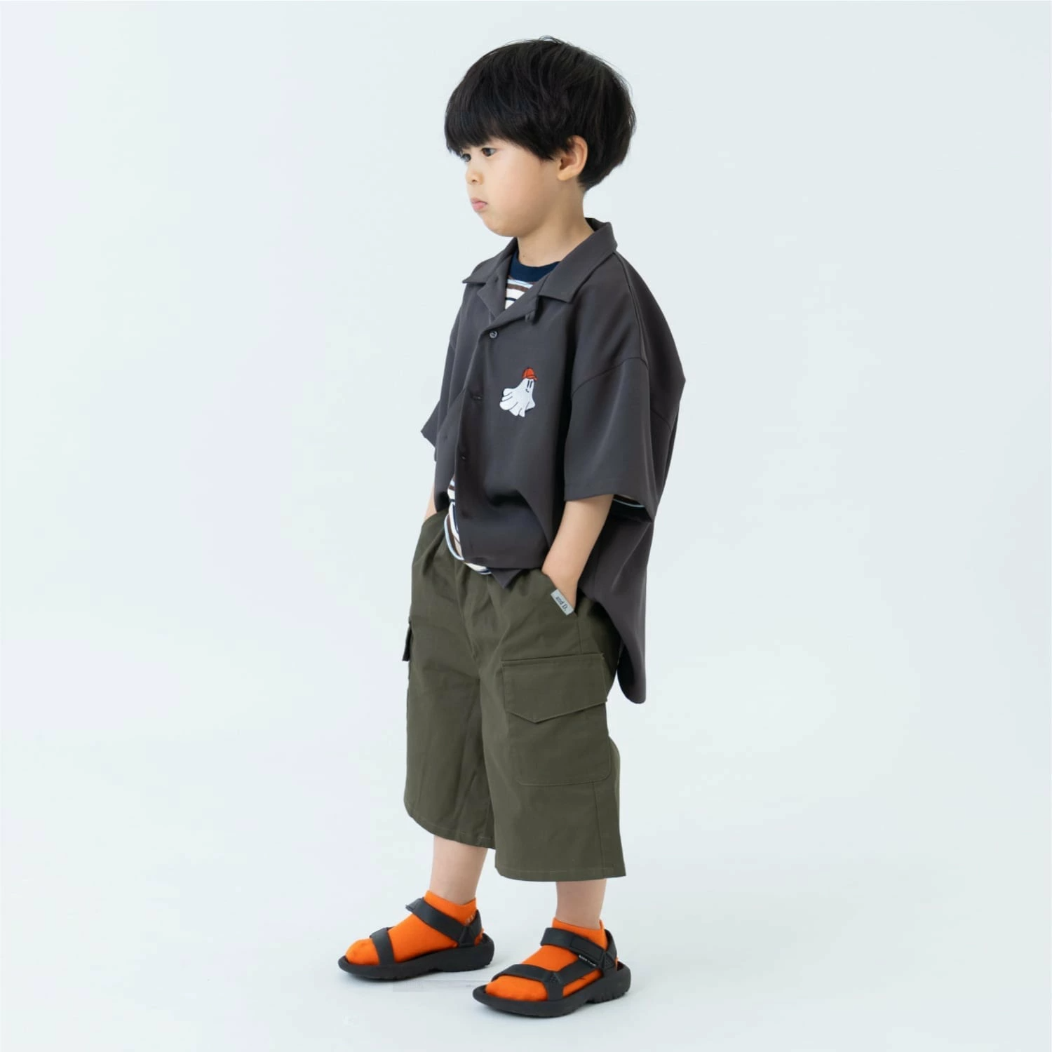 🆕【⭐訂購⭐】 🇯🇵日本直送🌀簡約淨色 大口袋 及膝工裝褲［3款選］🌀[ELEA-0049][260605]