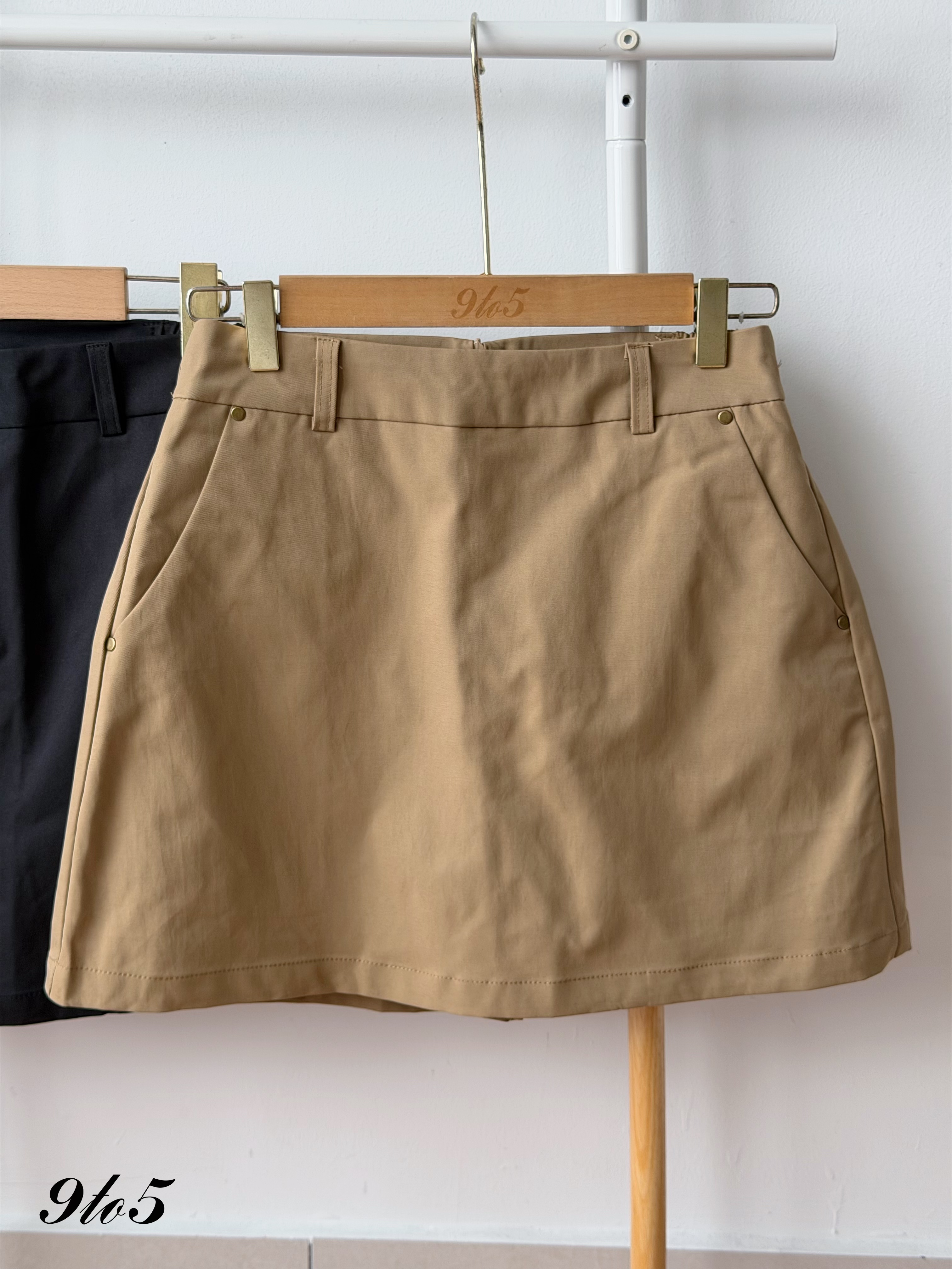 S2038 A Line Short Skort - Black & Khaki