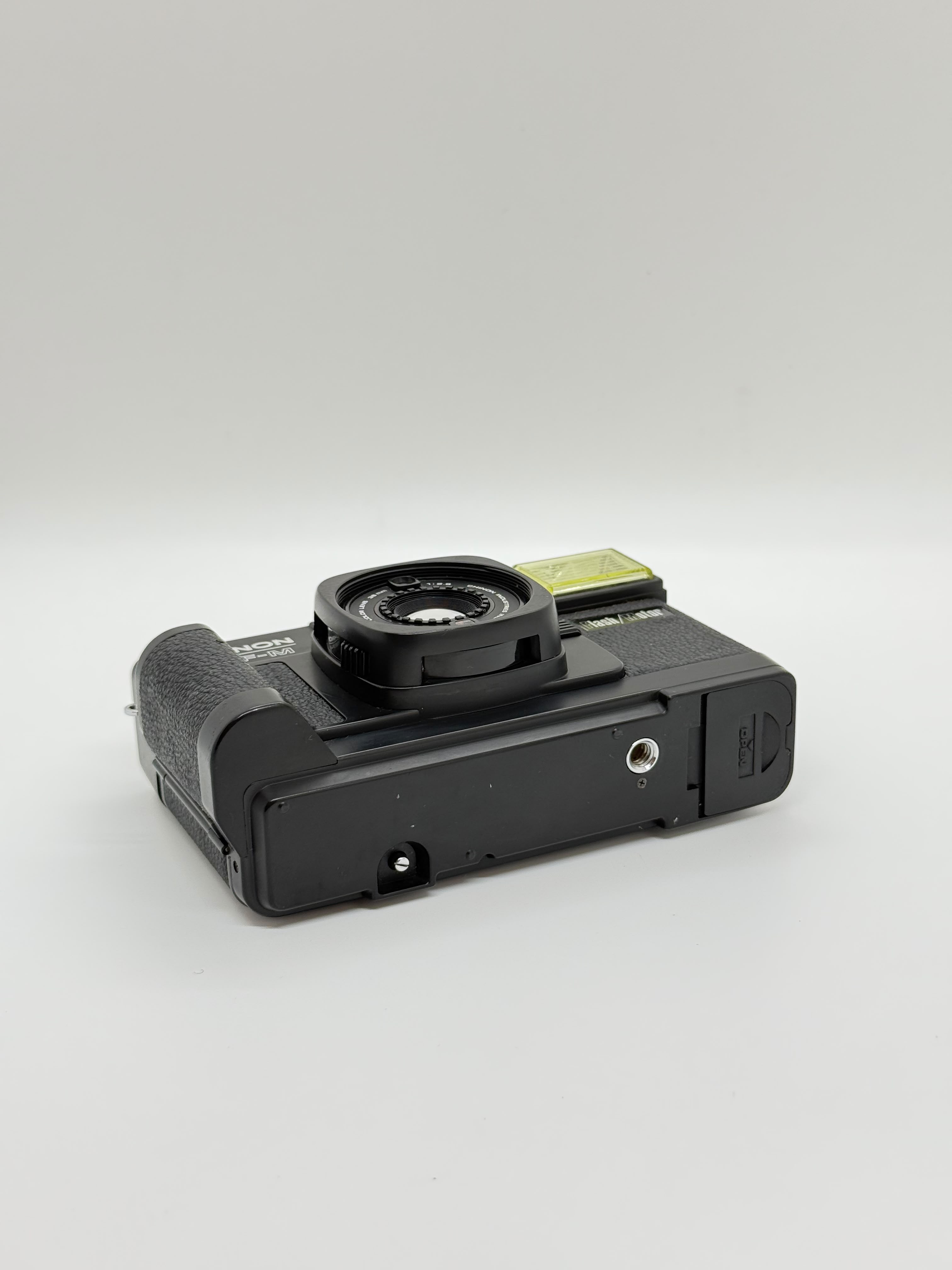 Chinon 35F-M Point and Shoot (傻瓜機) 菲林相機   
