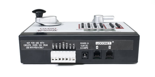 Digitrax DCS52 Zephyr Express: All-in-one Command Station 美國鐵路模型數碼控制器
