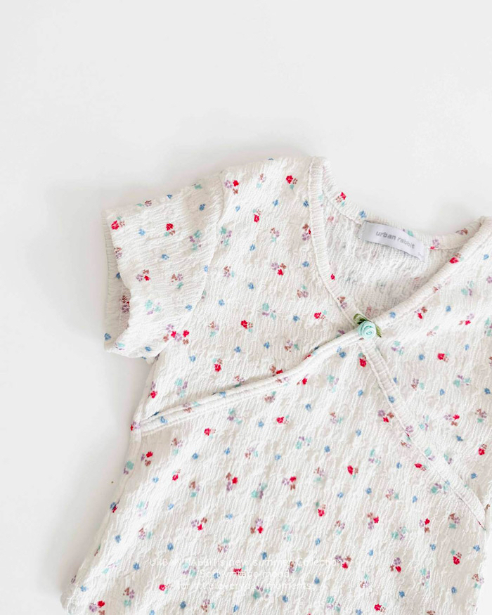 🇰🇷Urban Rabbit tee