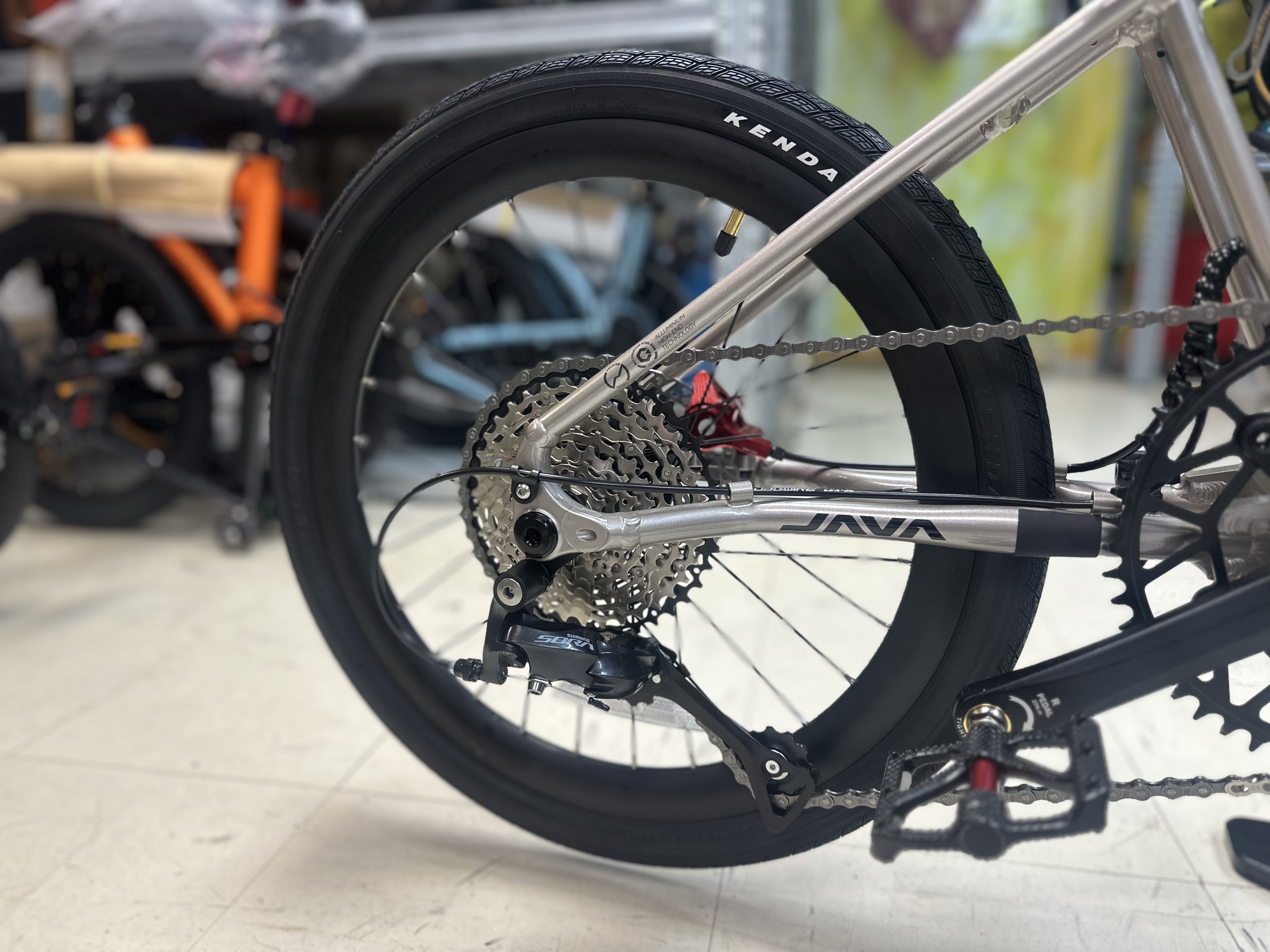 Java Neo 406 20” 碳纖維前叉