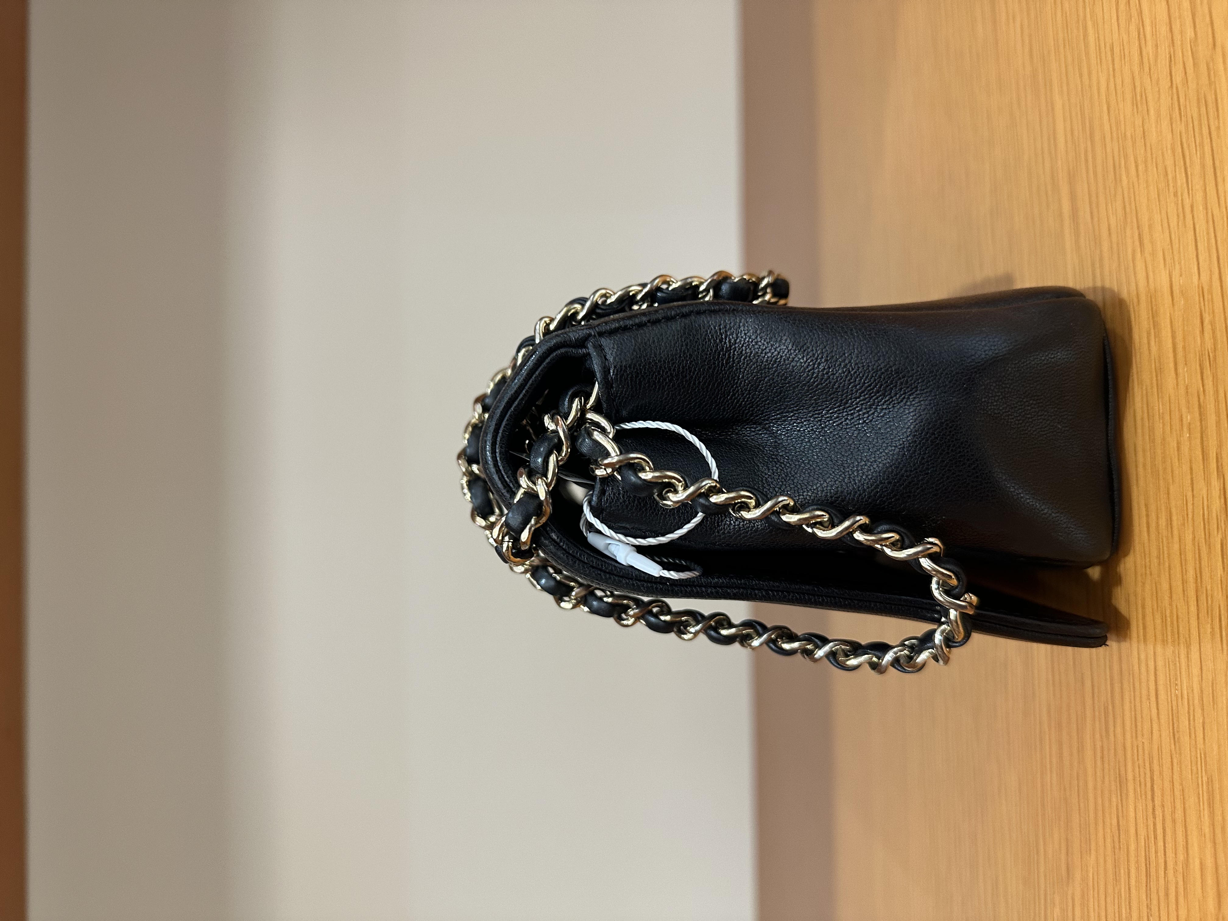 直播貨品 |  [1個-$100 2個-$300］ HH10