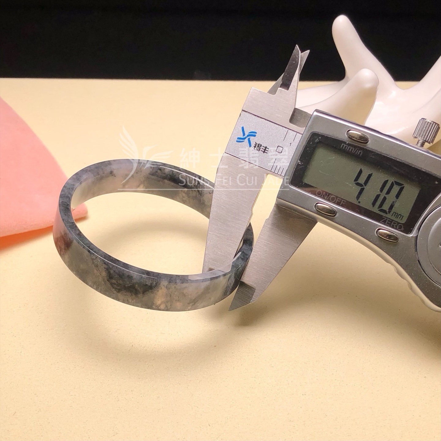 山水烏雞方鐲48.2mm