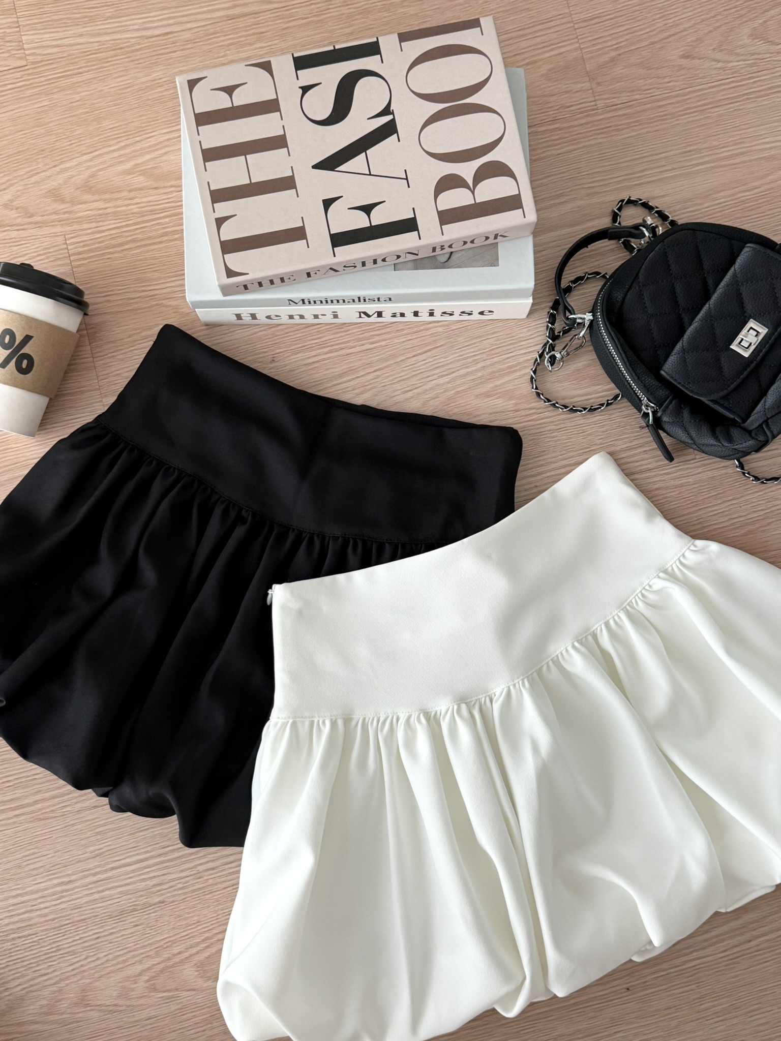 Bubble Mini Skirt | Black