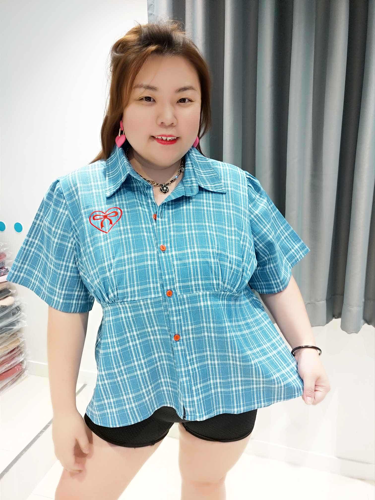 DOD11 刺绣爱心格子有领娃娃衣