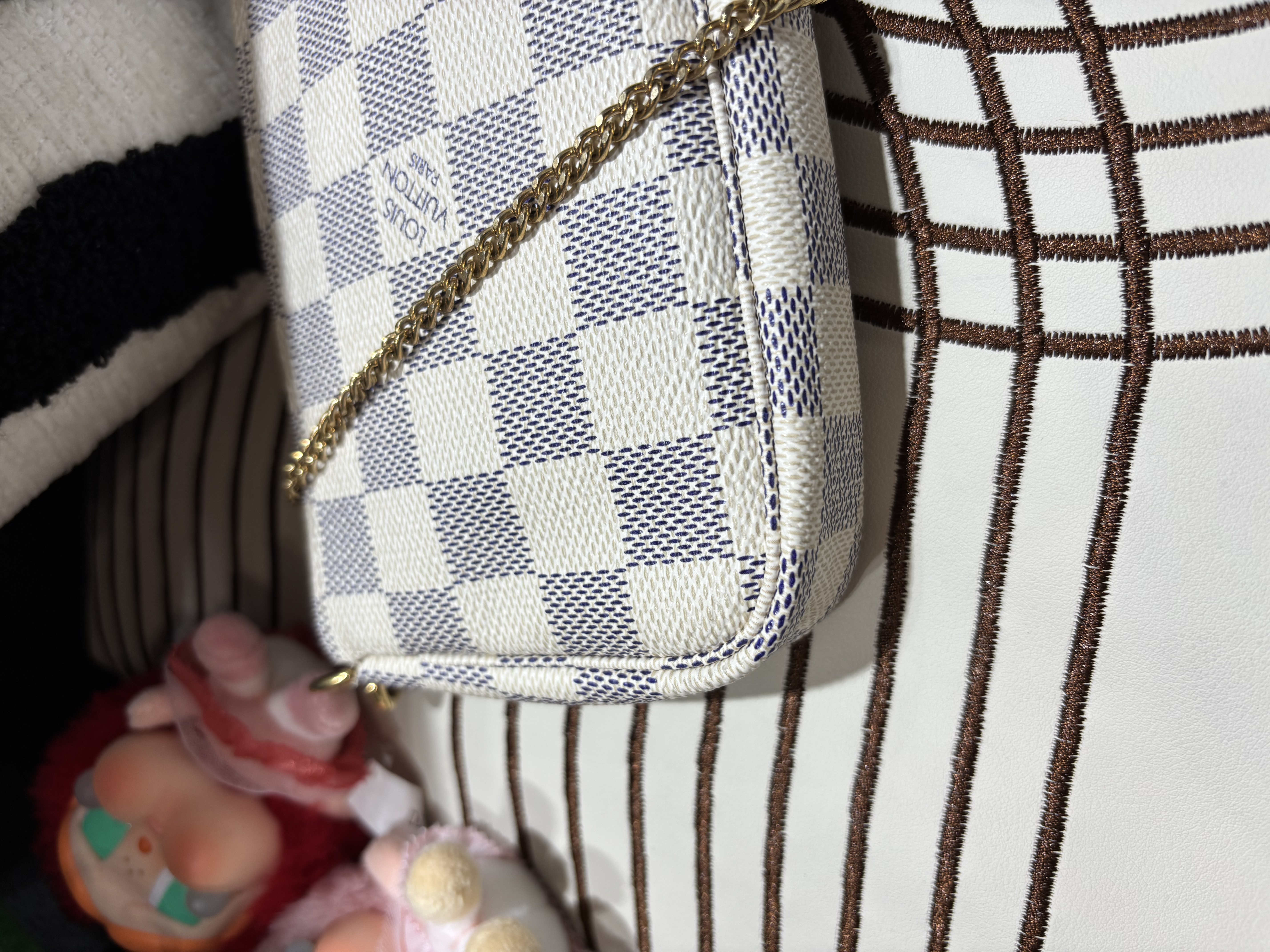 Lv mini pochette