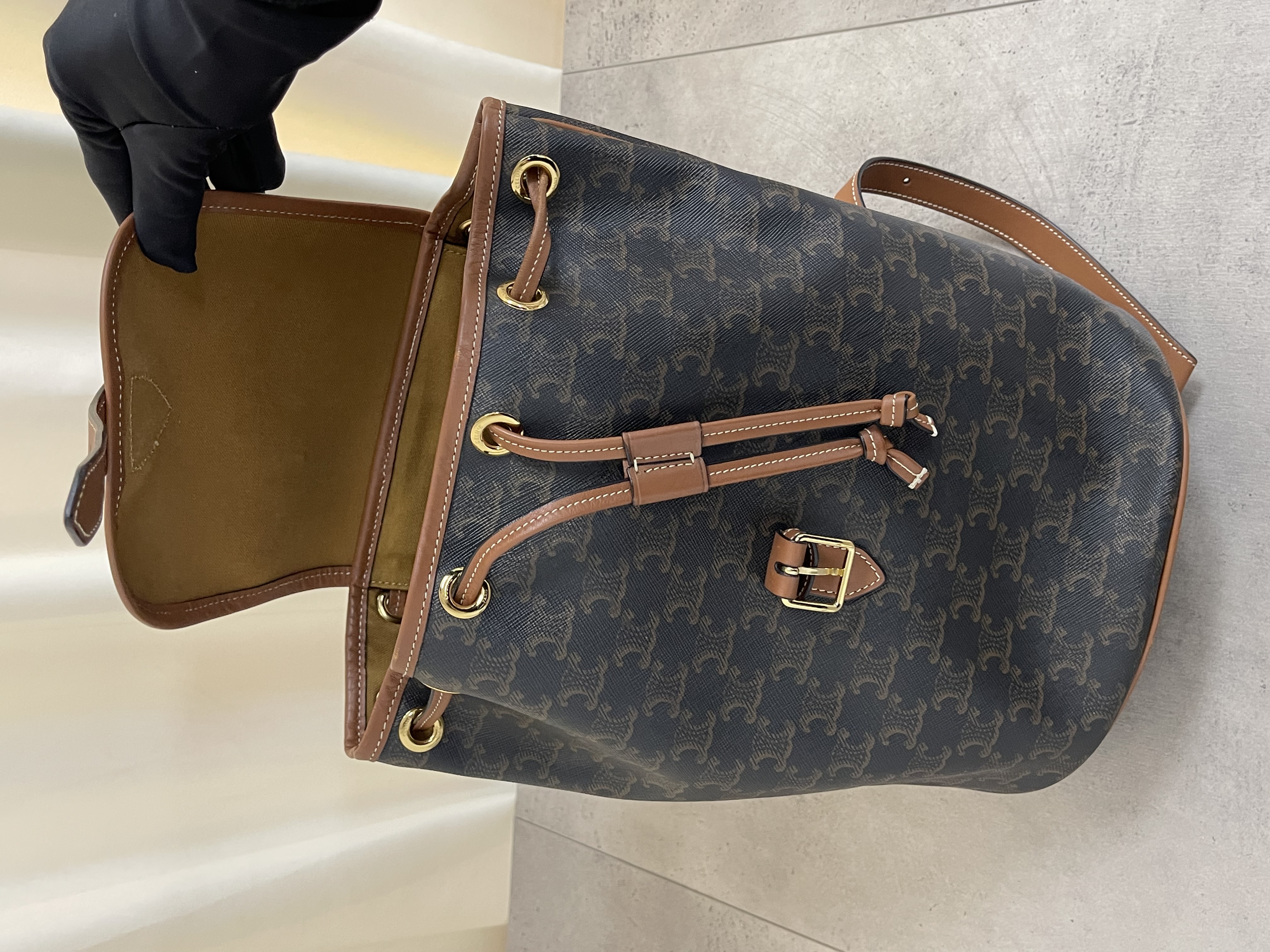 Pre-owned Celine Bucket Backpack/ Product Code: 26012608