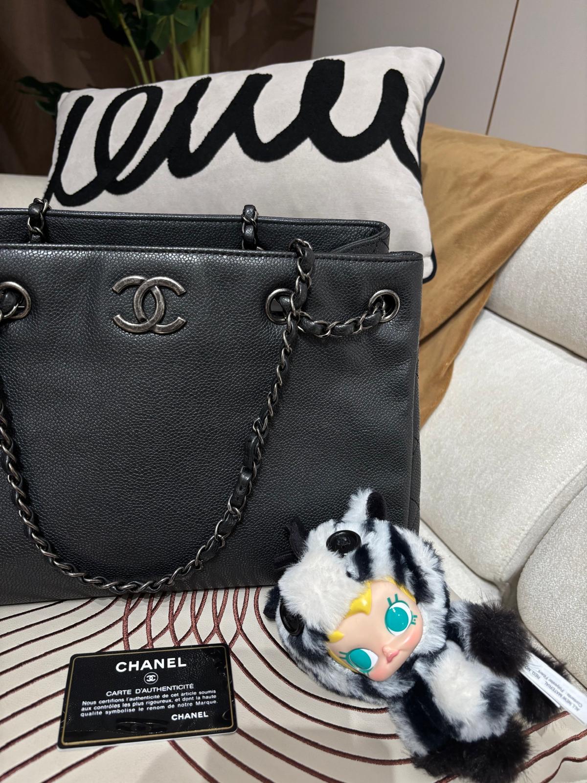 Chanel chain tote bag Caviar Skin grey 100%Authentic,95%new ✅22card✅dust bag 