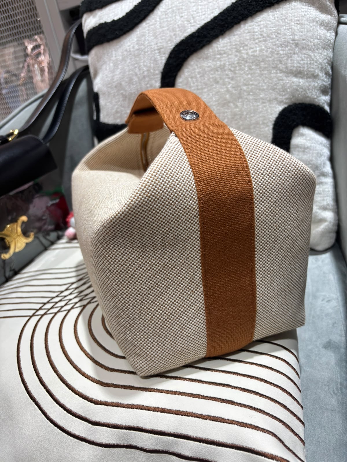 Hermes Bride-a-Brac Cabriole case, large model 飯盒包 100%Authentic,99%New 