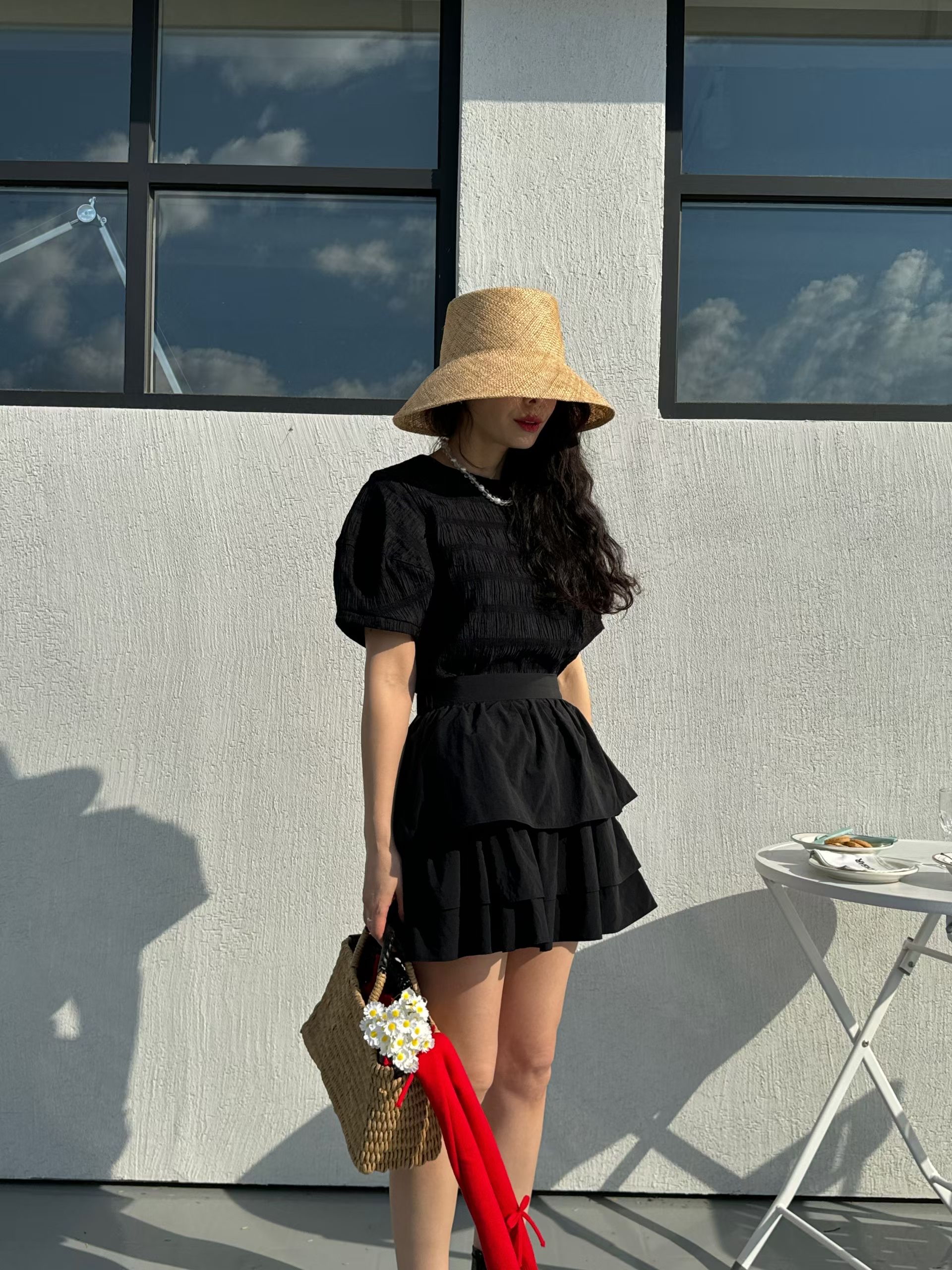 皺布燈籠袖上衣