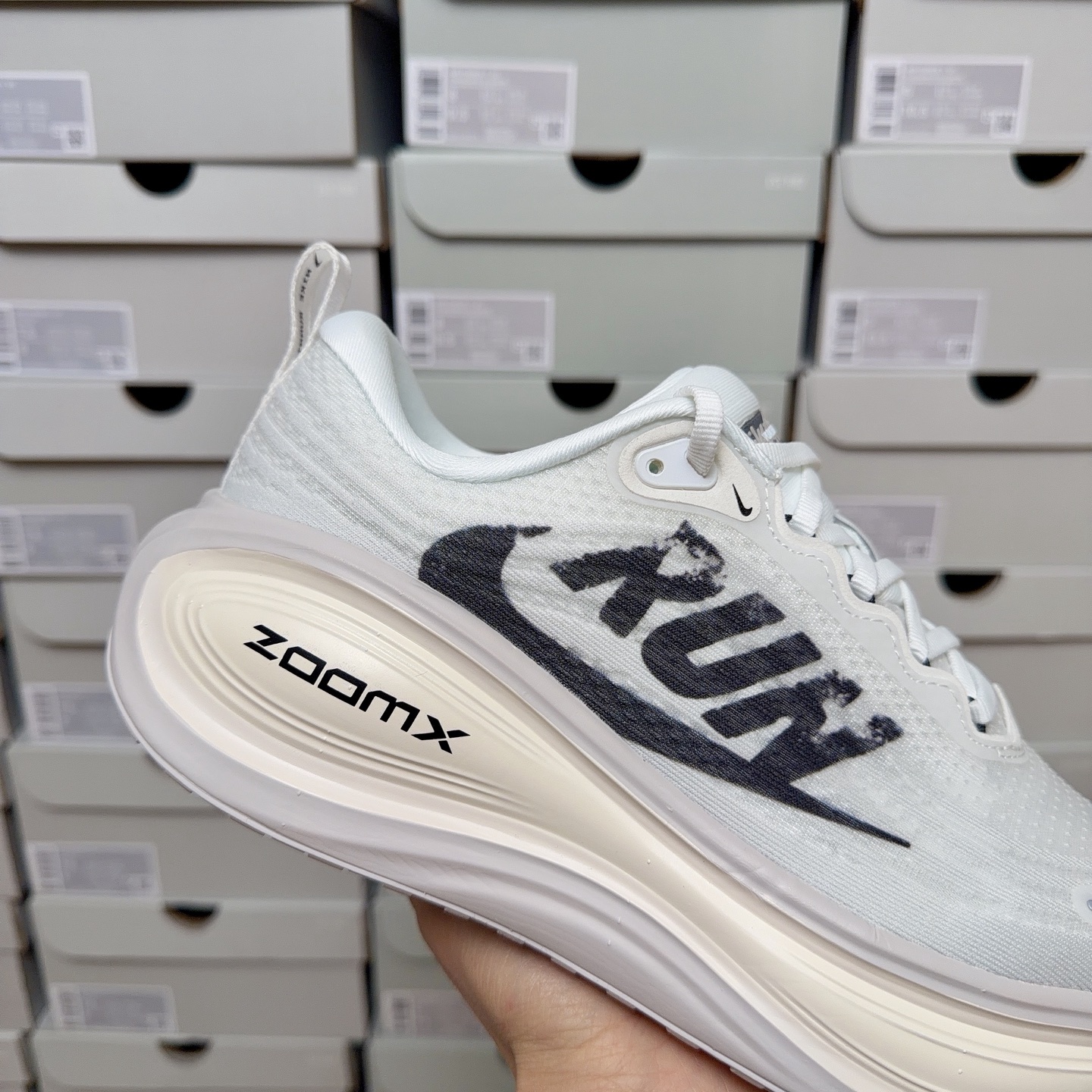 Nike Air Zoom Vomero Plus 'Run' IH2268-100