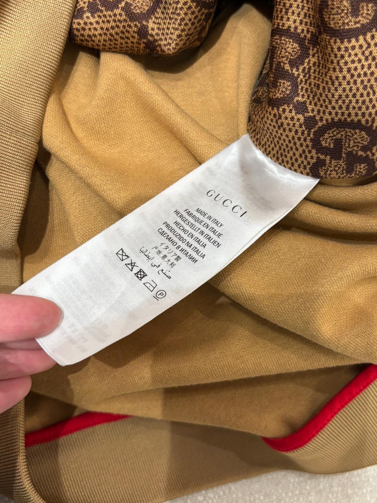 Gucci Jacket 100%Authentic, 99%New 
