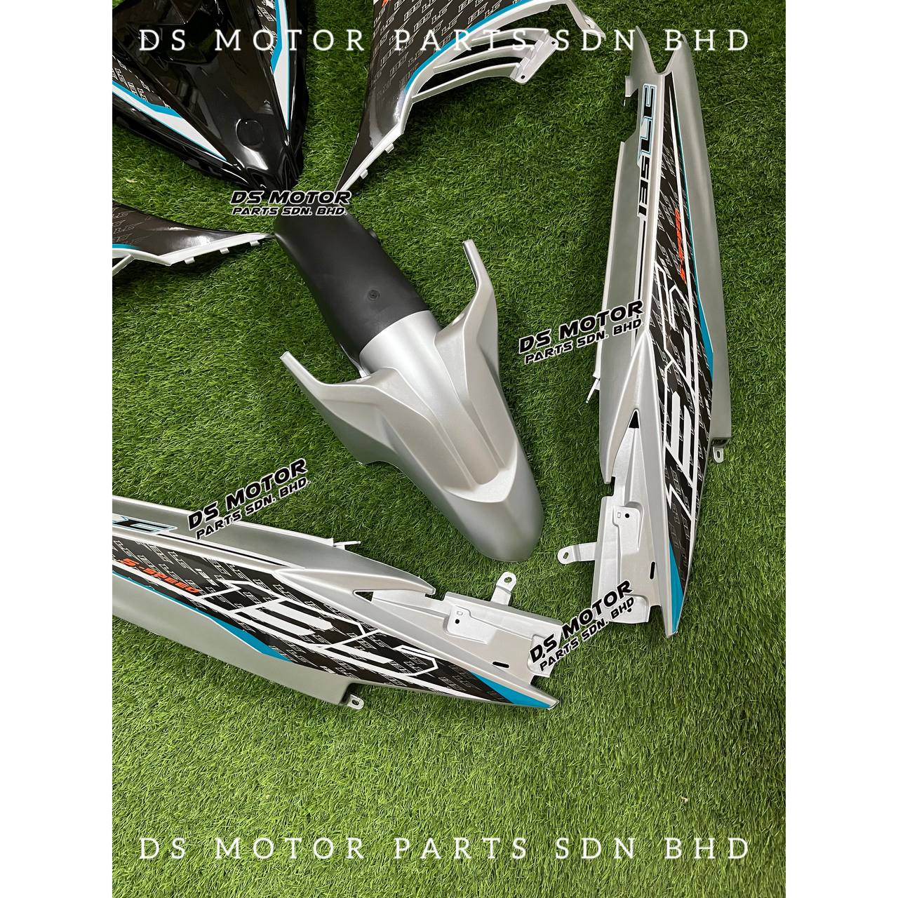Cover Set LC135 V2 ~ V7 MERAH ROBOT / SILVER ROBOT