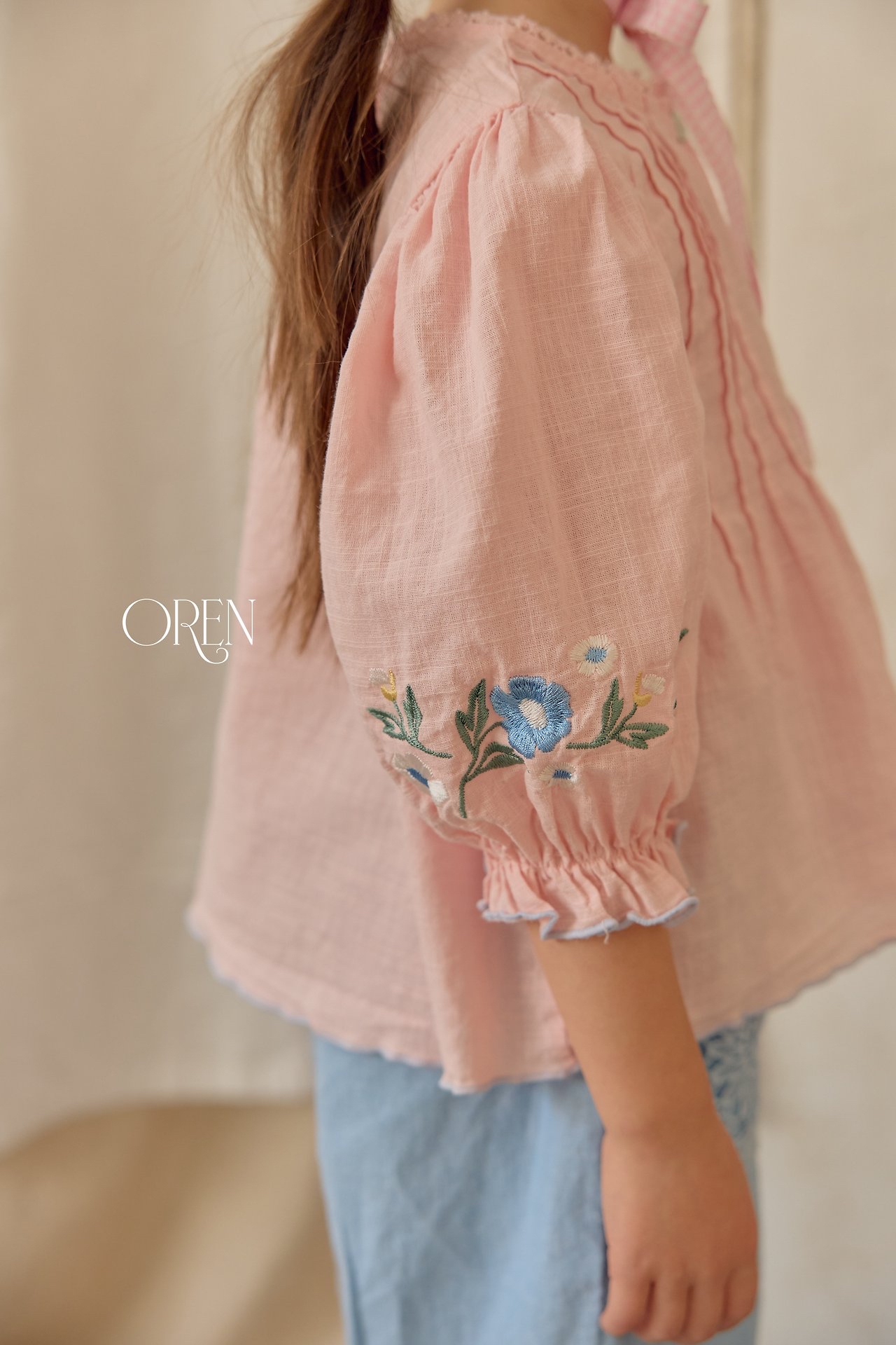 ☀️預訂 韓國直送☀️🇰🇷Oren Melia兩色花卉刺繡中袖襯衫