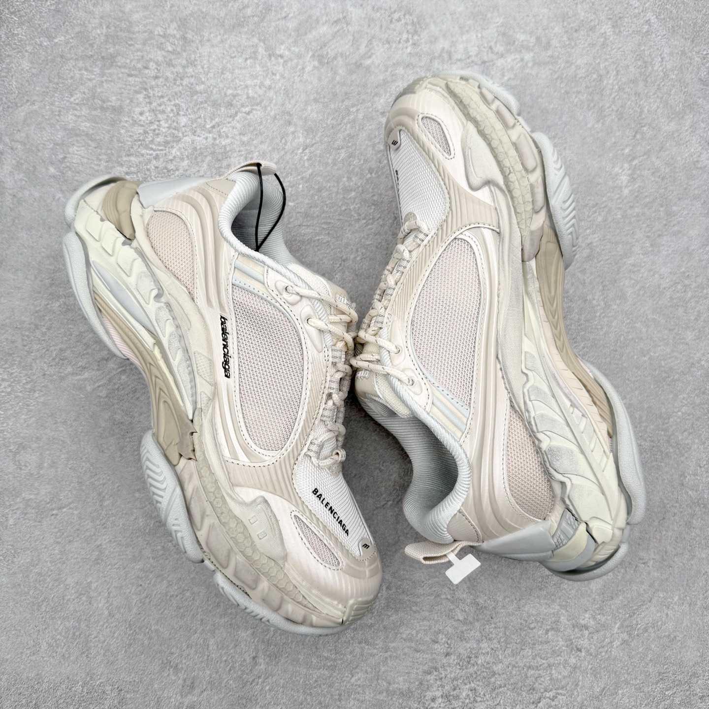 Balenciaga Triple S.2 Gradient 