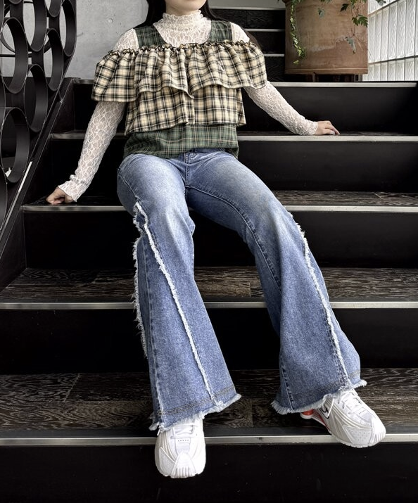 混色格紋露肩斜肩帶襯衫 - 2026 流行穿搭  女士襯衫 春夏時尚穿搭 成人休閒 日常穿搭 易於配搭 日本直送   #JP-I-260018