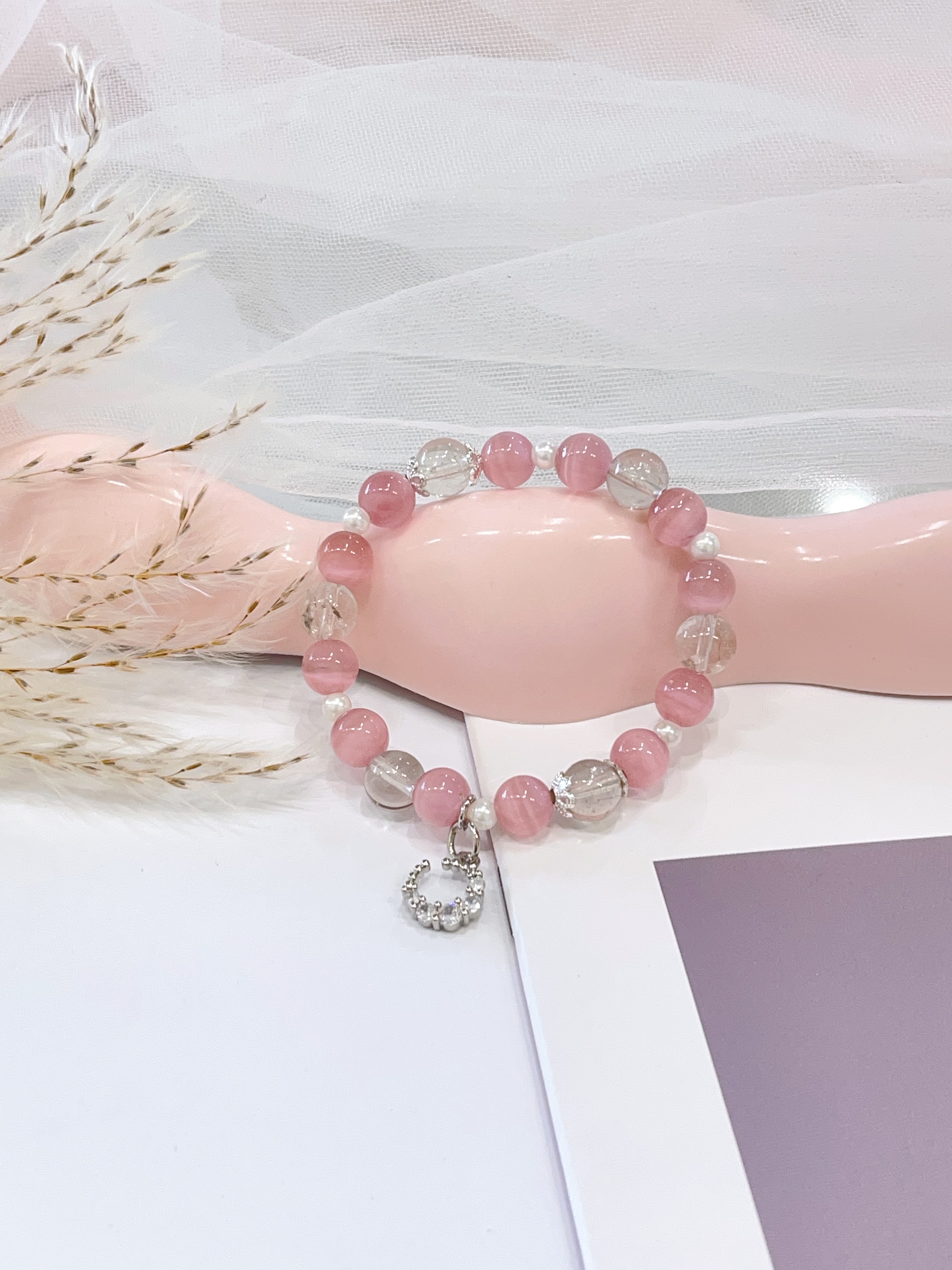 🌸🤍 粉色猫眼石 × 白水晶 × 珍珠手串 Pink Cat’s Eye Stone, Clear Quartz & Freshwater Pearl