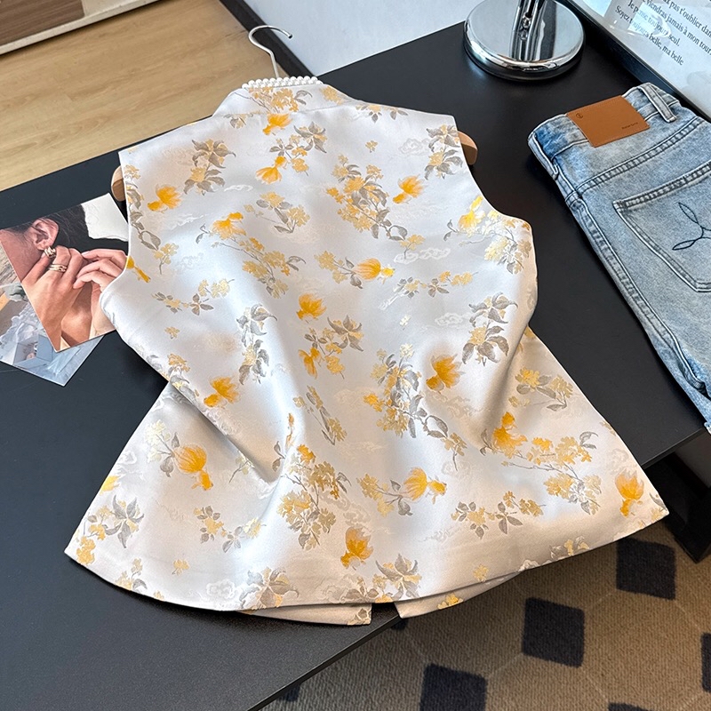 B36(0303) 新中式唐装复古前间隔与边三珠钮金鱼黄马甲上衣