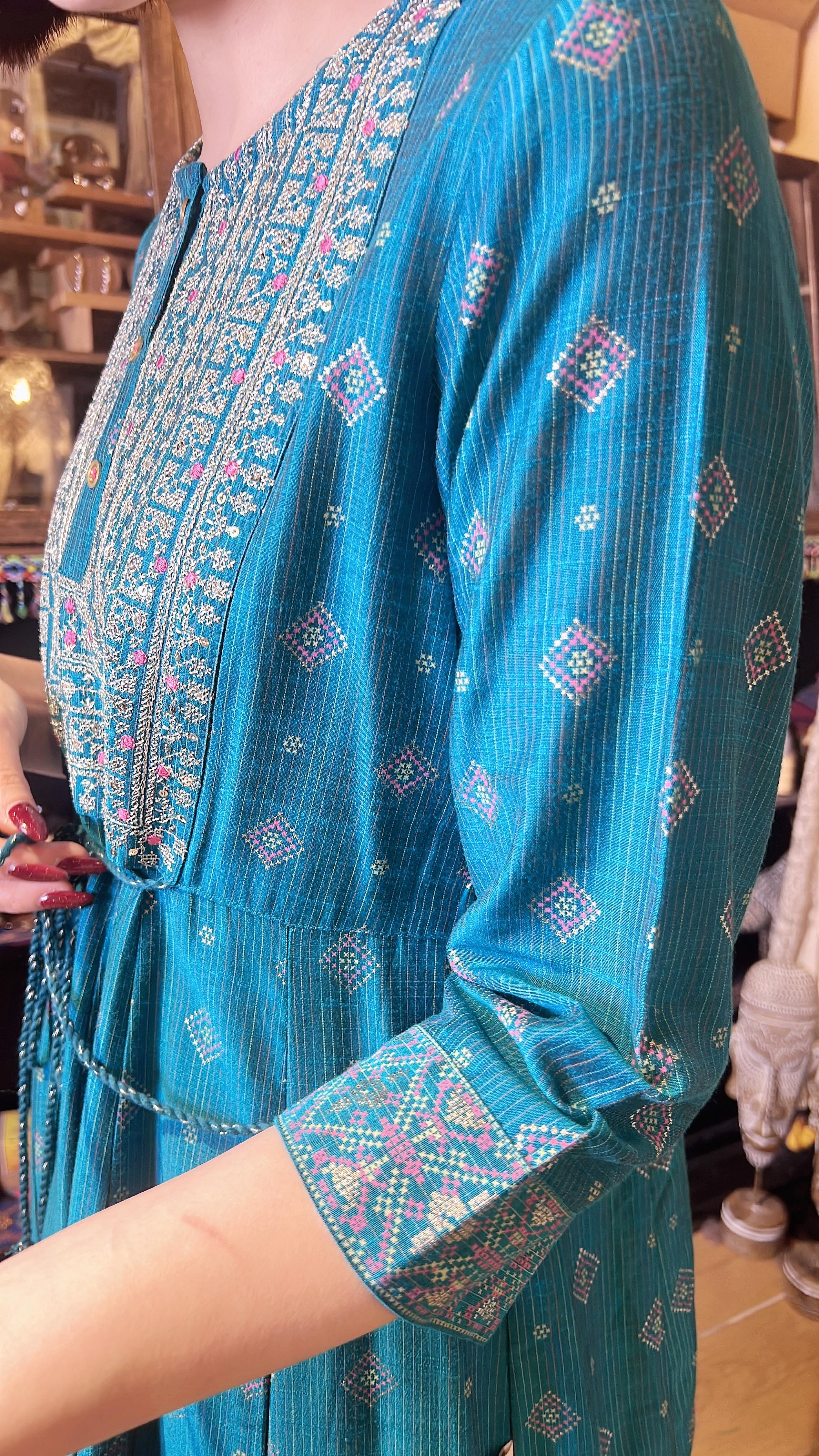 Peacock green with Rainbow grid 4-rope OP 49" #642