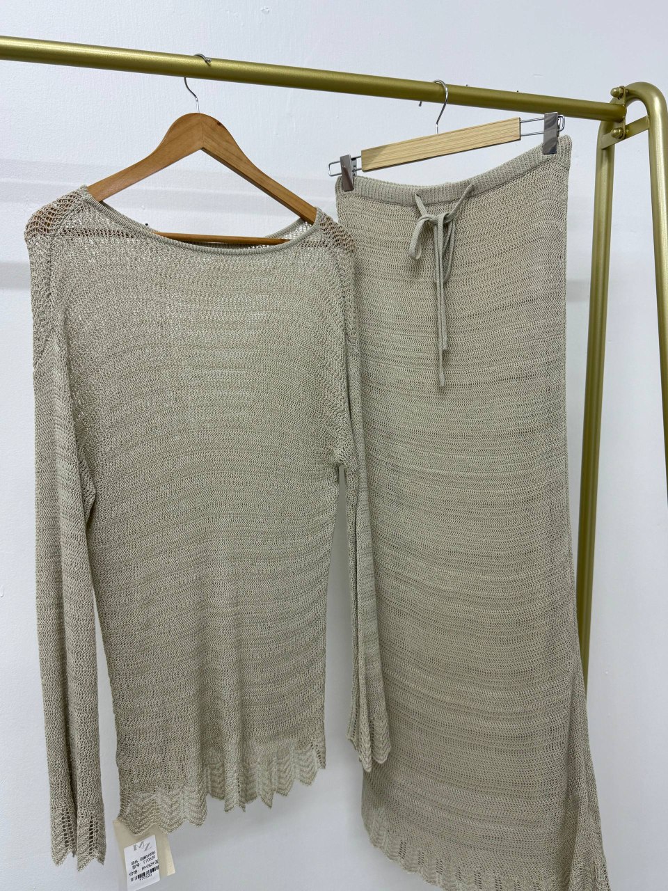 高级亚麻针织衫