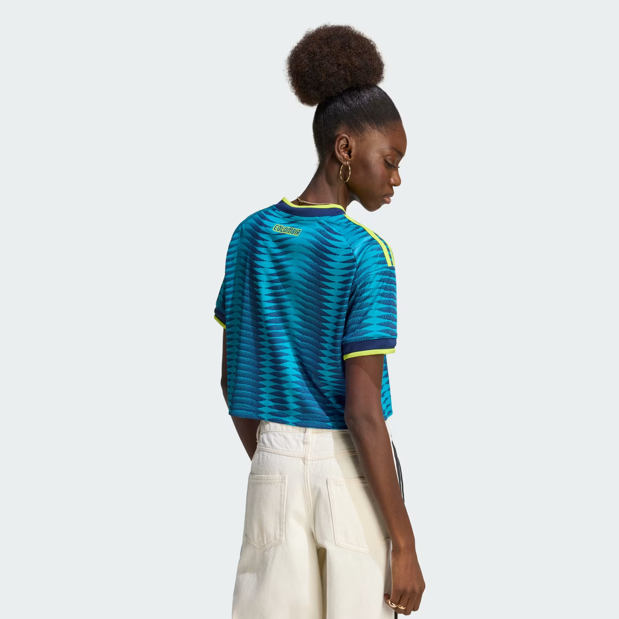 🌊兩大洋色彩交匯 Adidas Colombia 哥倫比亞 2026-27 女裝作客短袖球迷版球衣 (可加印字章) KE8088