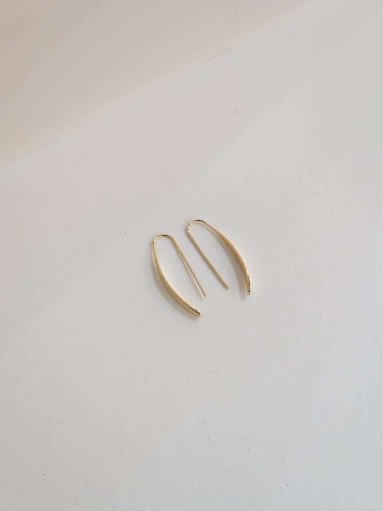 Inverted U Stud Earrings