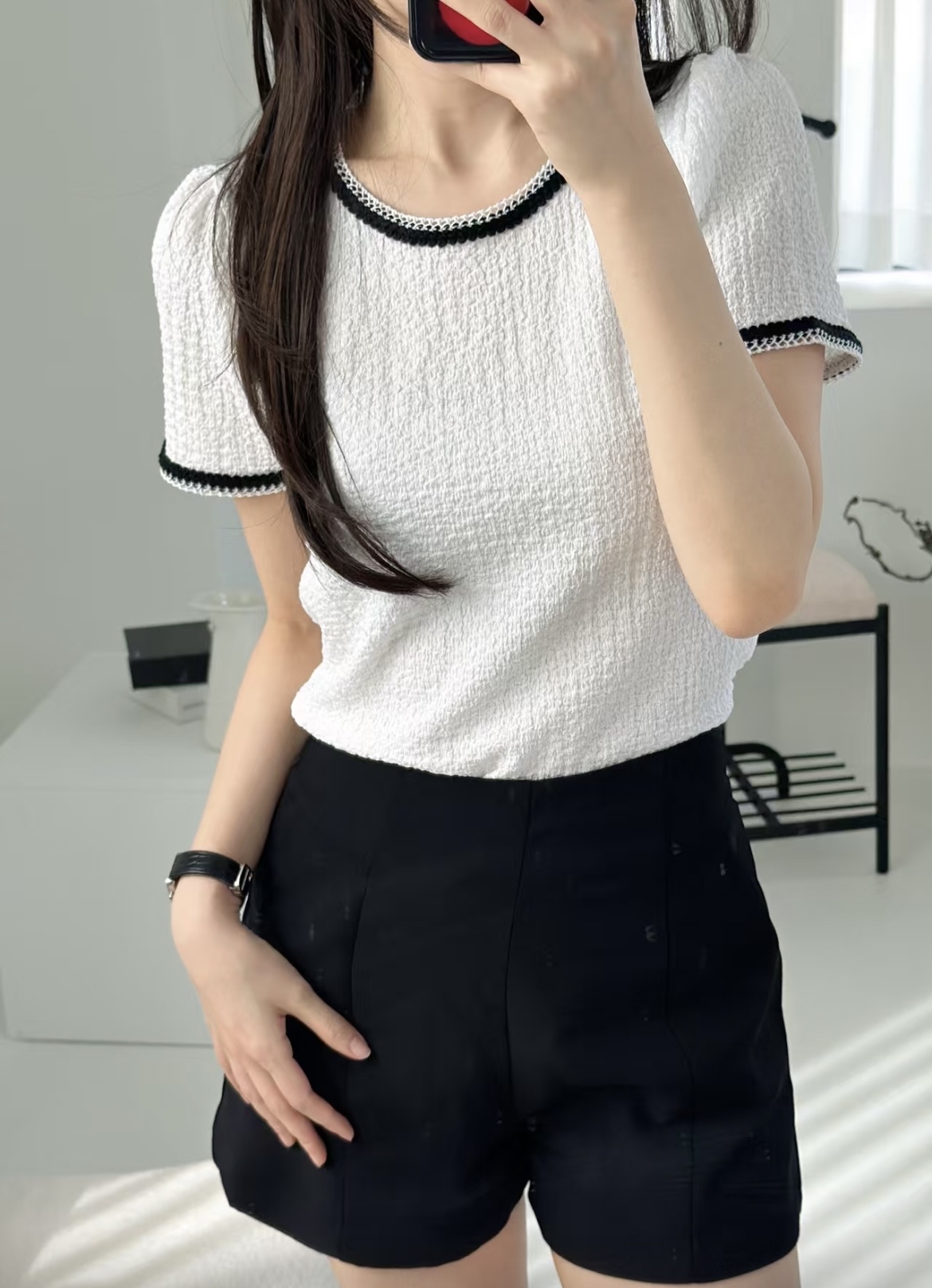 ♡ 顯 瘦 心 領 上 衣 。限時成本價$98。