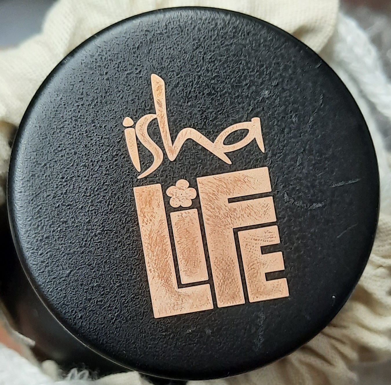 Isha Life-  印度純銅水壺 700ml (黑色/蓮花) India Pure Copper Bottle (Black/ Lotus)