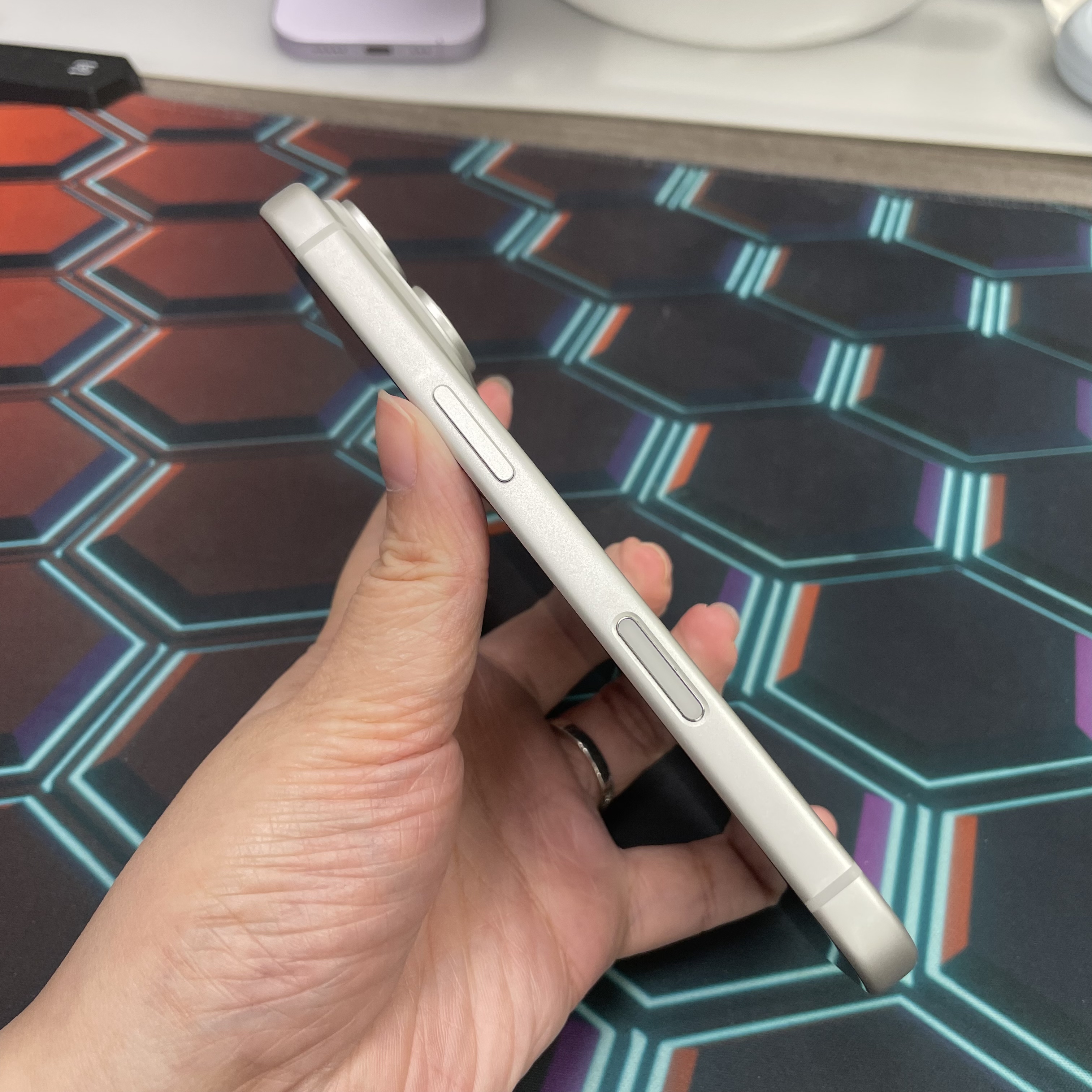 *8295 17 Pro 完美機 512GB 電91 銀色 sliver