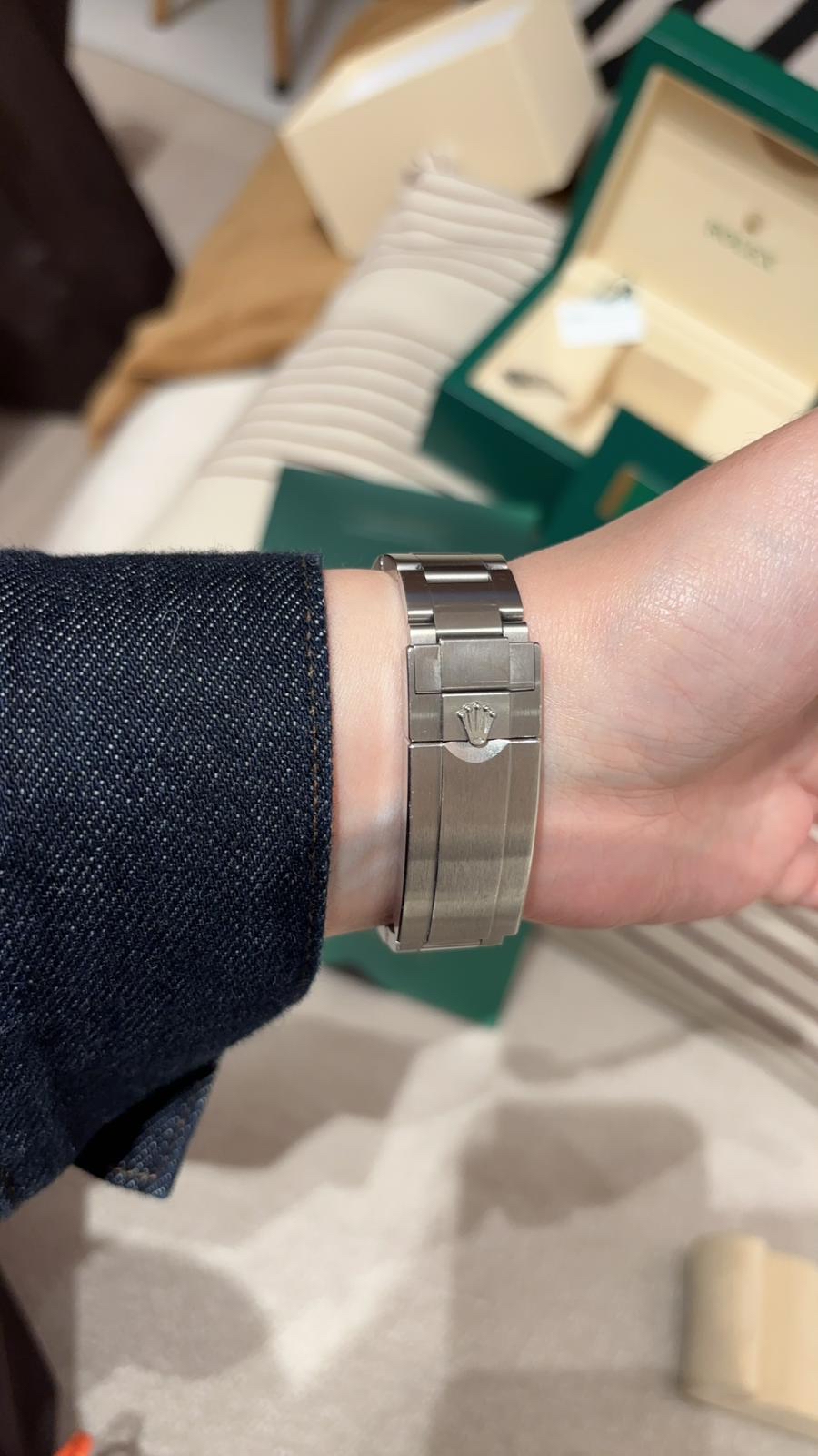 Rolex submariner date 116610 100%Authentic,95%new ✅certificate cate ✅ tap  ✅box