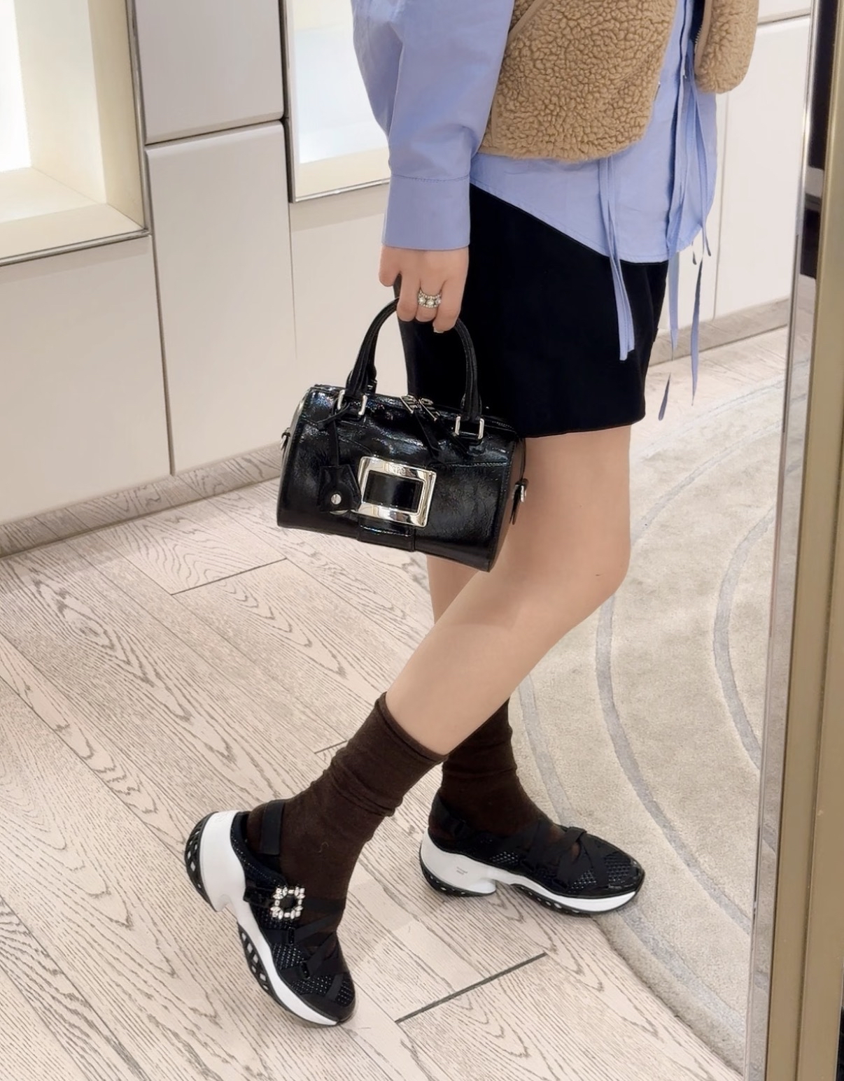 限時優惠‼️新款🆕訂貨📮RV Viv’ run 小鑽扣sneaker  Size 35.5-38/39