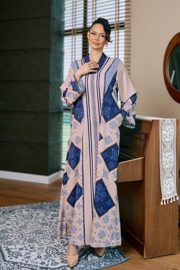 KESUMA BOHEMIAN in Blue Majestic