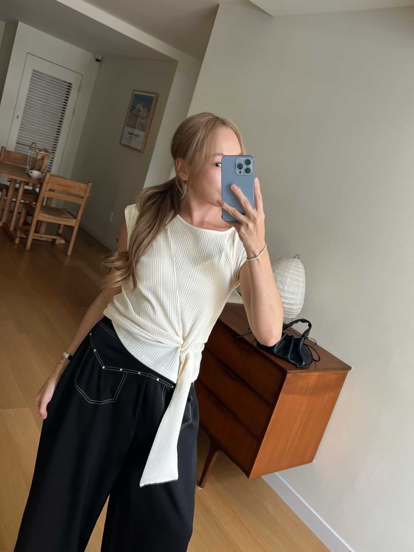 B18 側綁直紋背心