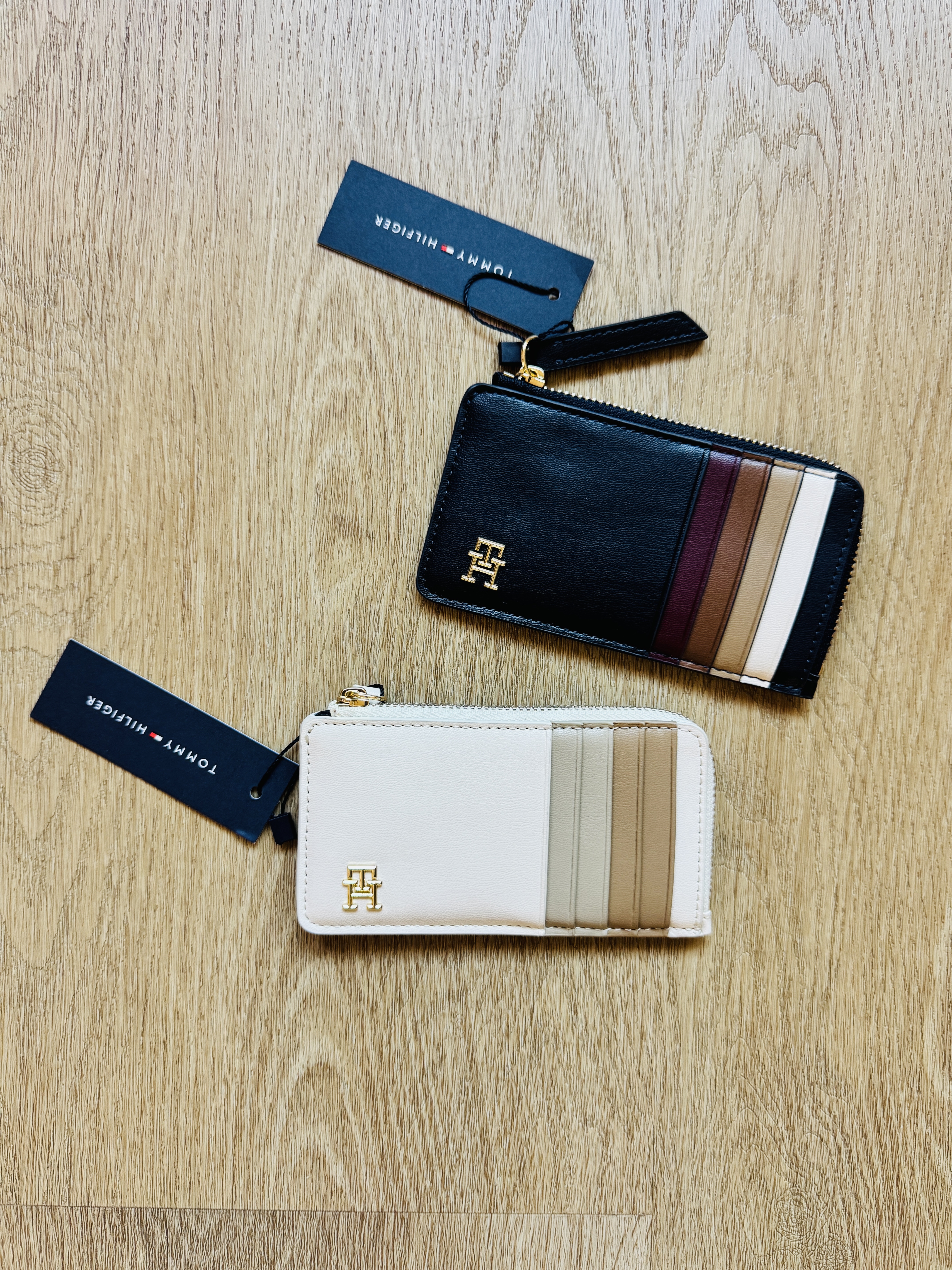 Tommy Hilfiger 咭片拉鏈銀包（香港現貨）