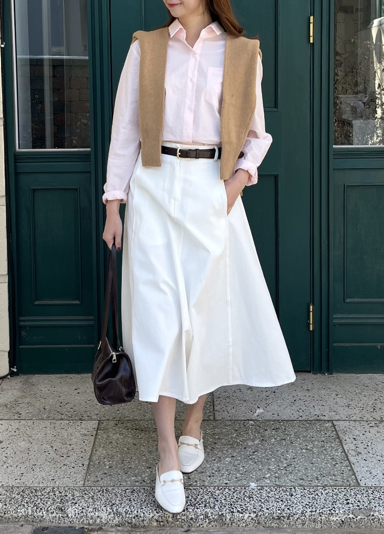 The Signature Flare Skirt (Ivory)