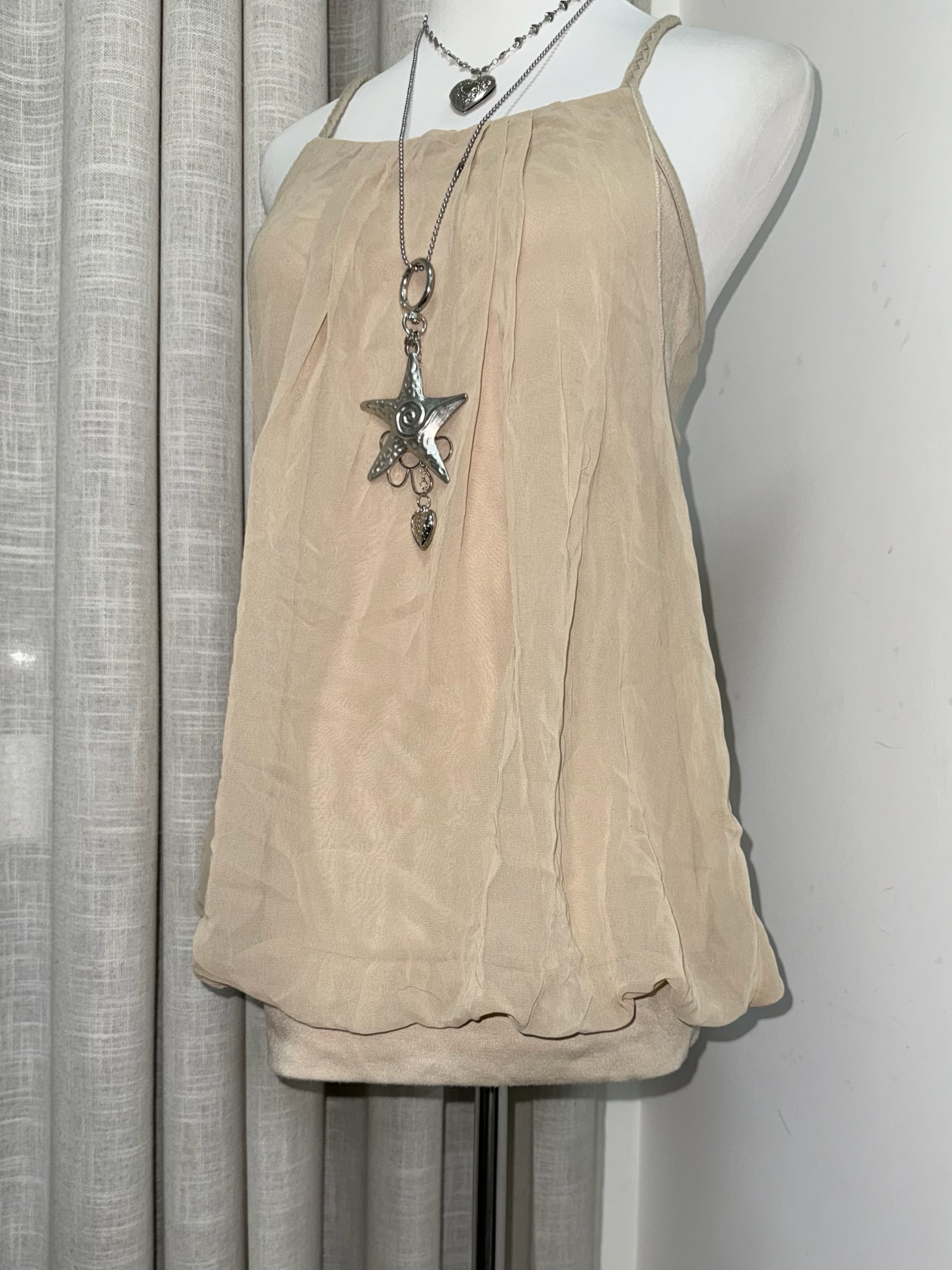 Baroque Lace Back Bubble Hem Top