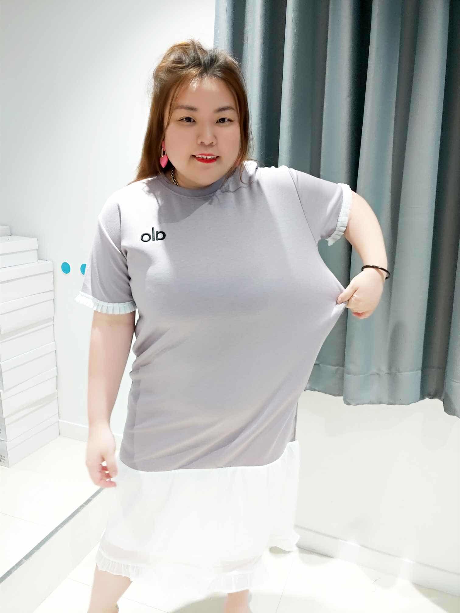 DOA04 Alo拼接裙摆设计连衣裙