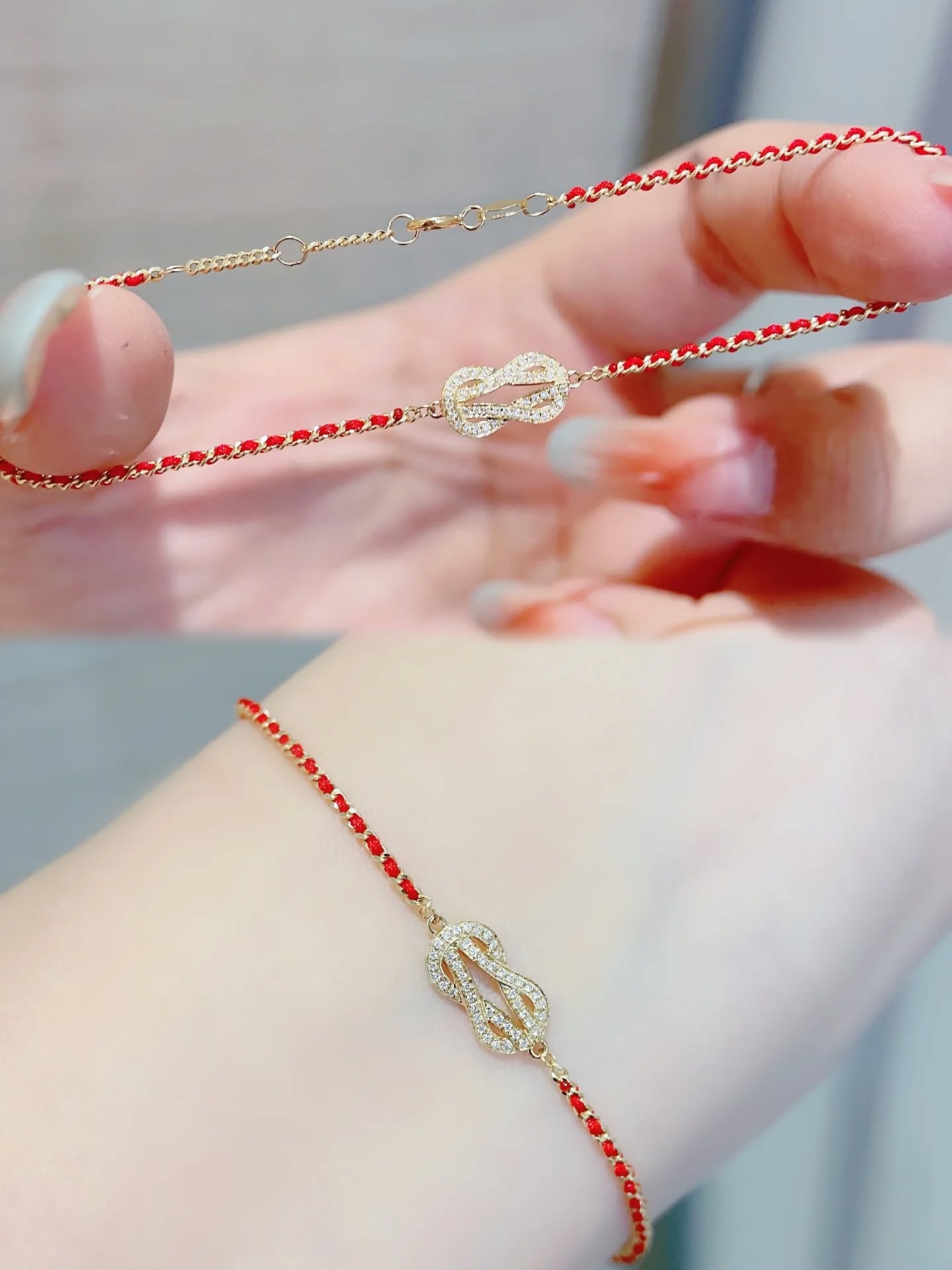 本命年紅紅火火馬年暴富紅繩安排上❤️ 今年最愛紅繩 18k金天然鑽石紅繩手