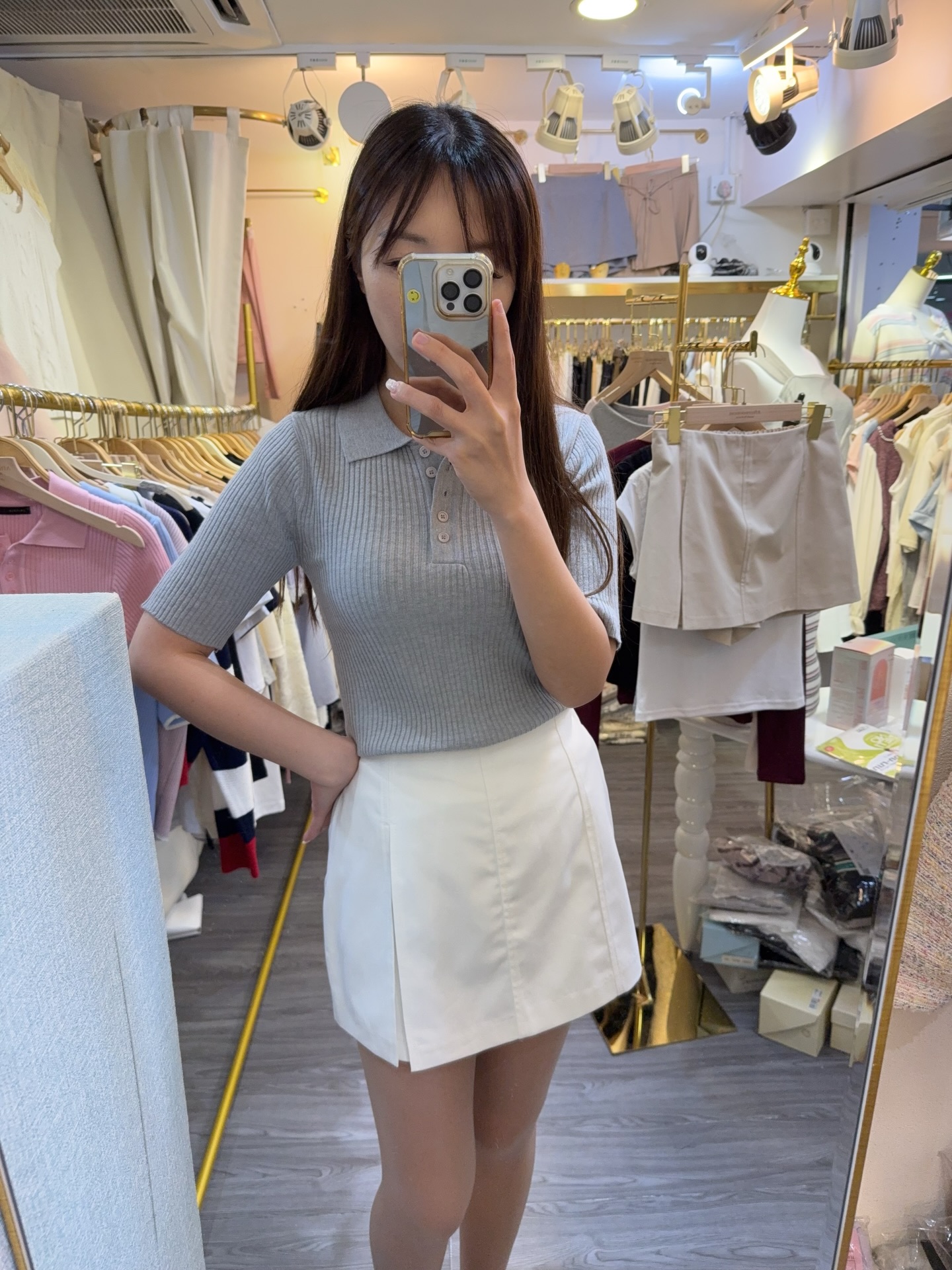 彈性直紋上衣🩷有領🌸肉肉囡或瘦小女生都非常之適合