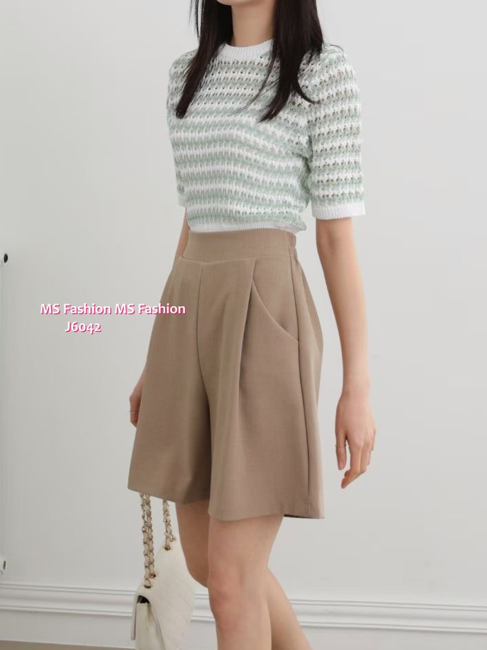 J6042 韓國🇰🇷靚西裝料短褲仔