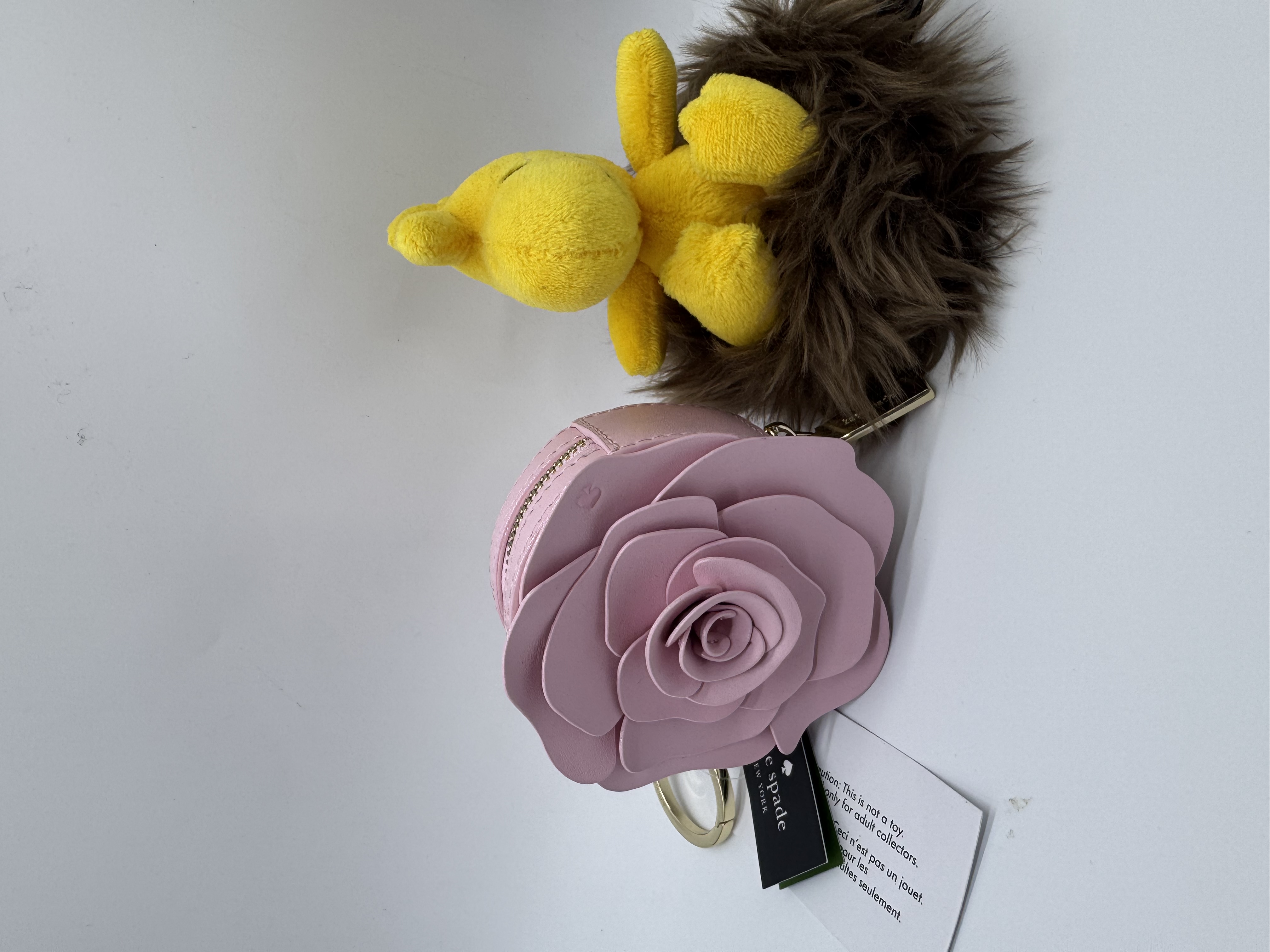 🇺🇸✈️🇨🇦粉紅色玫瑰🌷Kate ♠️ New York Outlet 吊飾現貨💕💕💕