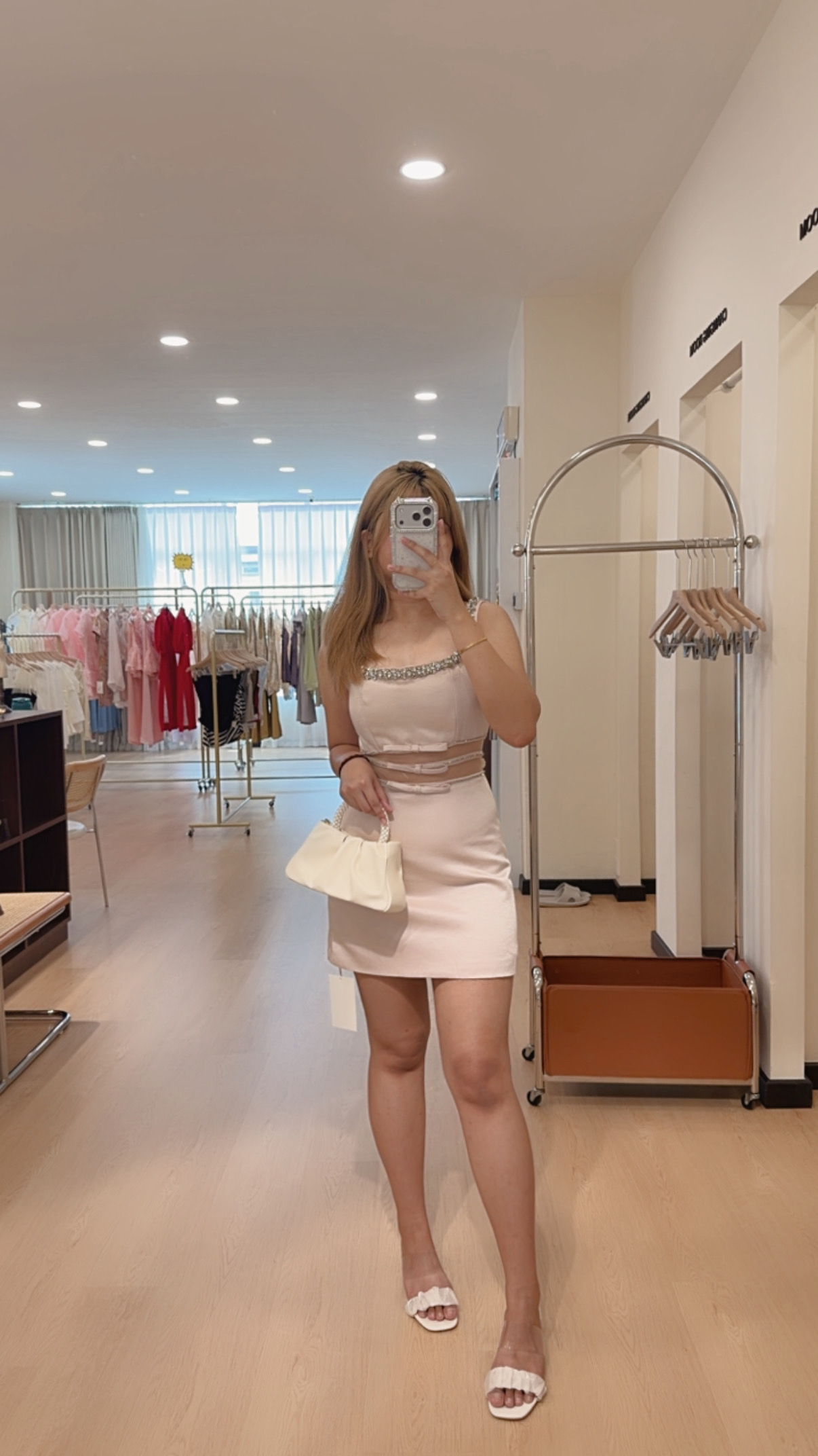 6071性感露腰连身裙