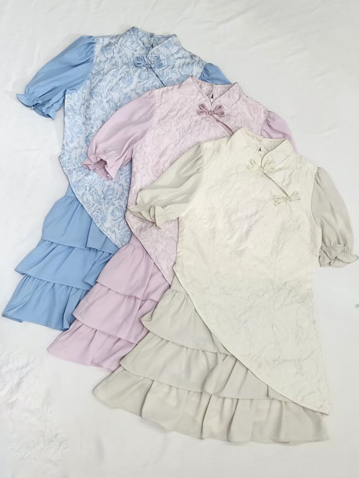 Ivory Grace Qipao Set MC42