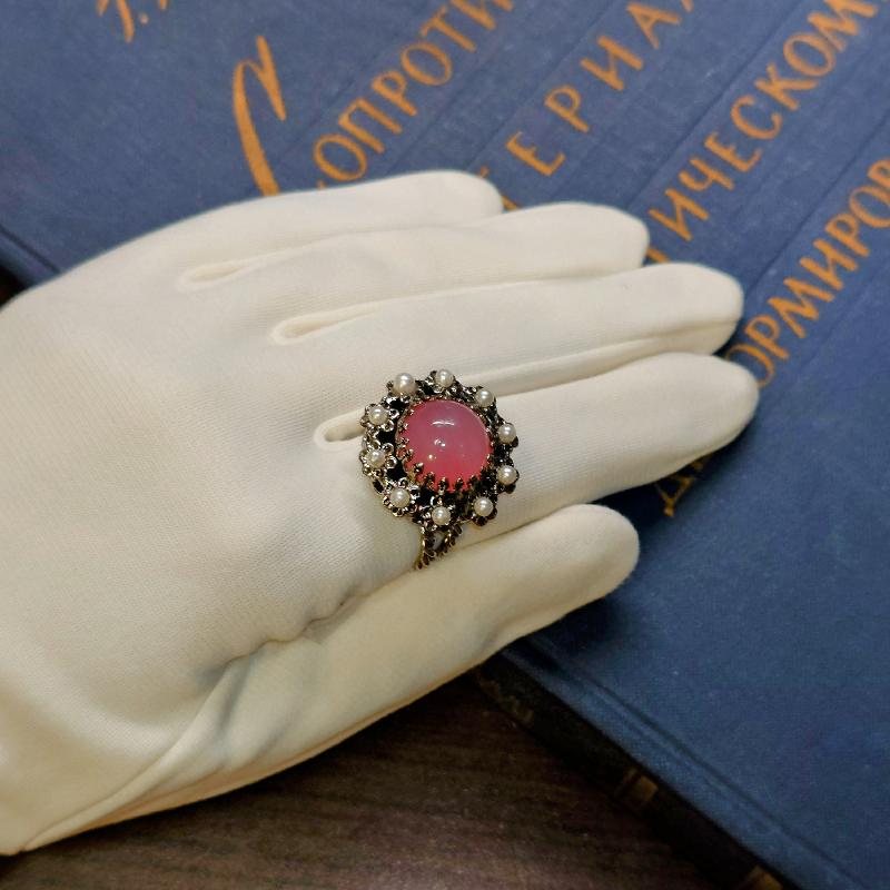 c.a.1960s German New Old Stock Pink Glass Pearl Bead Ring - Adjustable Size(C015)
