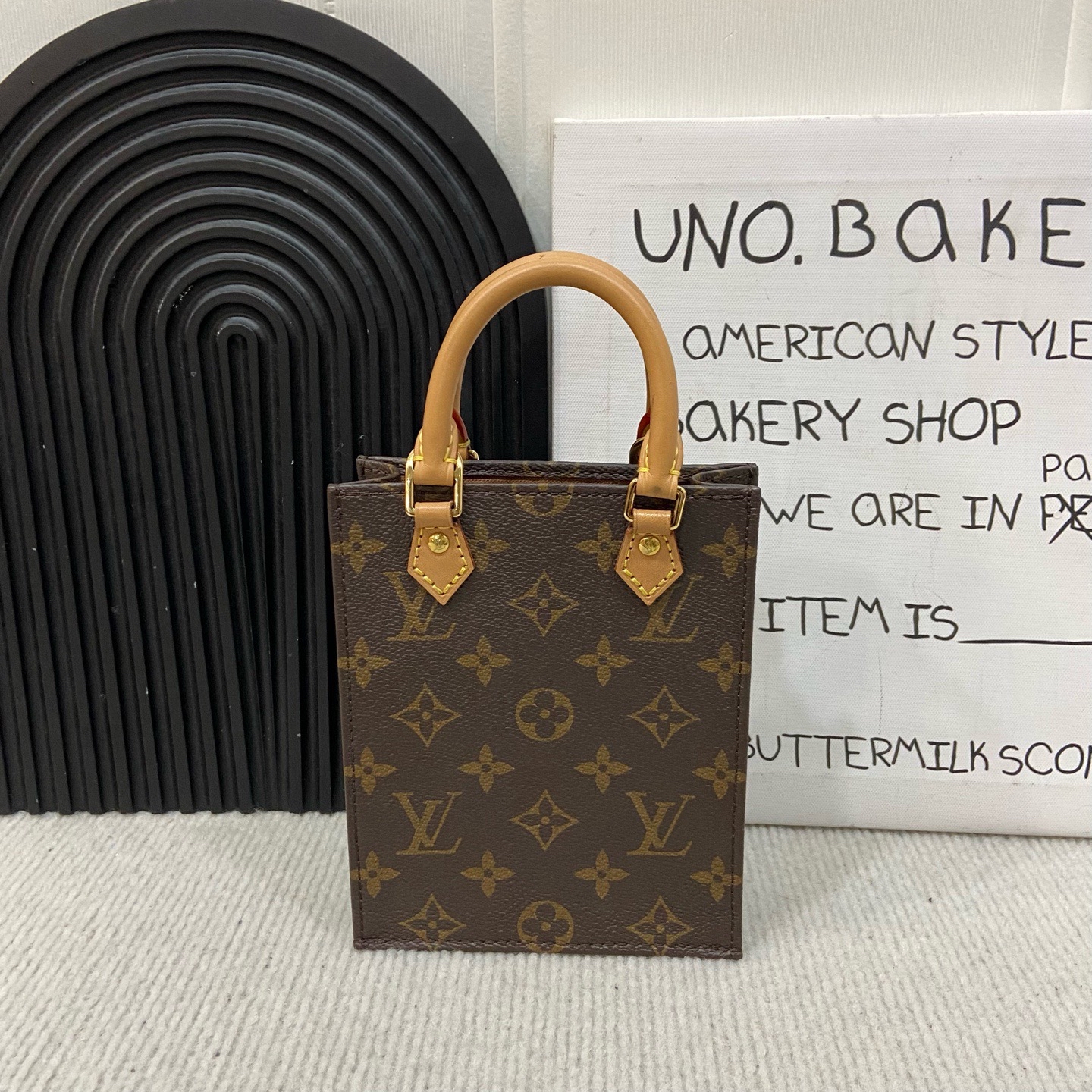 【預訂貨品】Lv老花琴譜mini tote 💳芯片款 